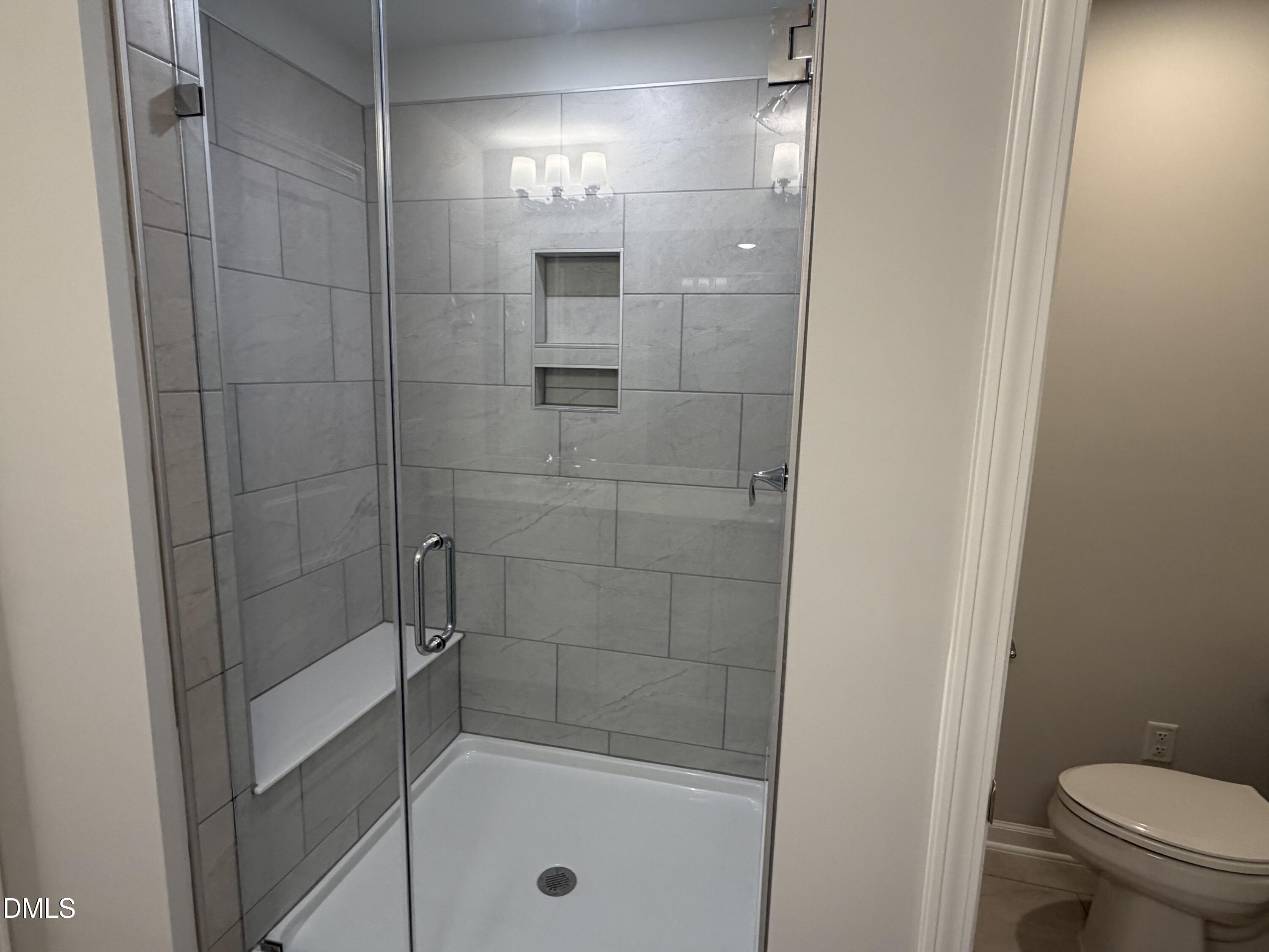 9049 Hazy Jade Way Property Photo 10