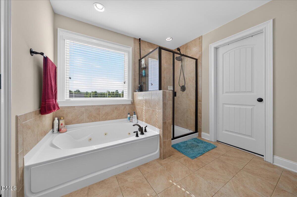 417 Granite Saddle Drive Property Photo 17