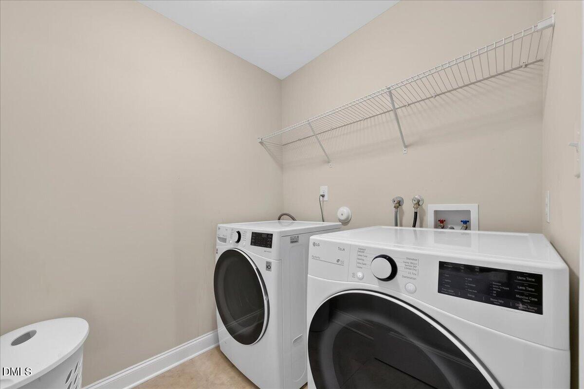 417 Granite Saddle Drive Property Photo 31
