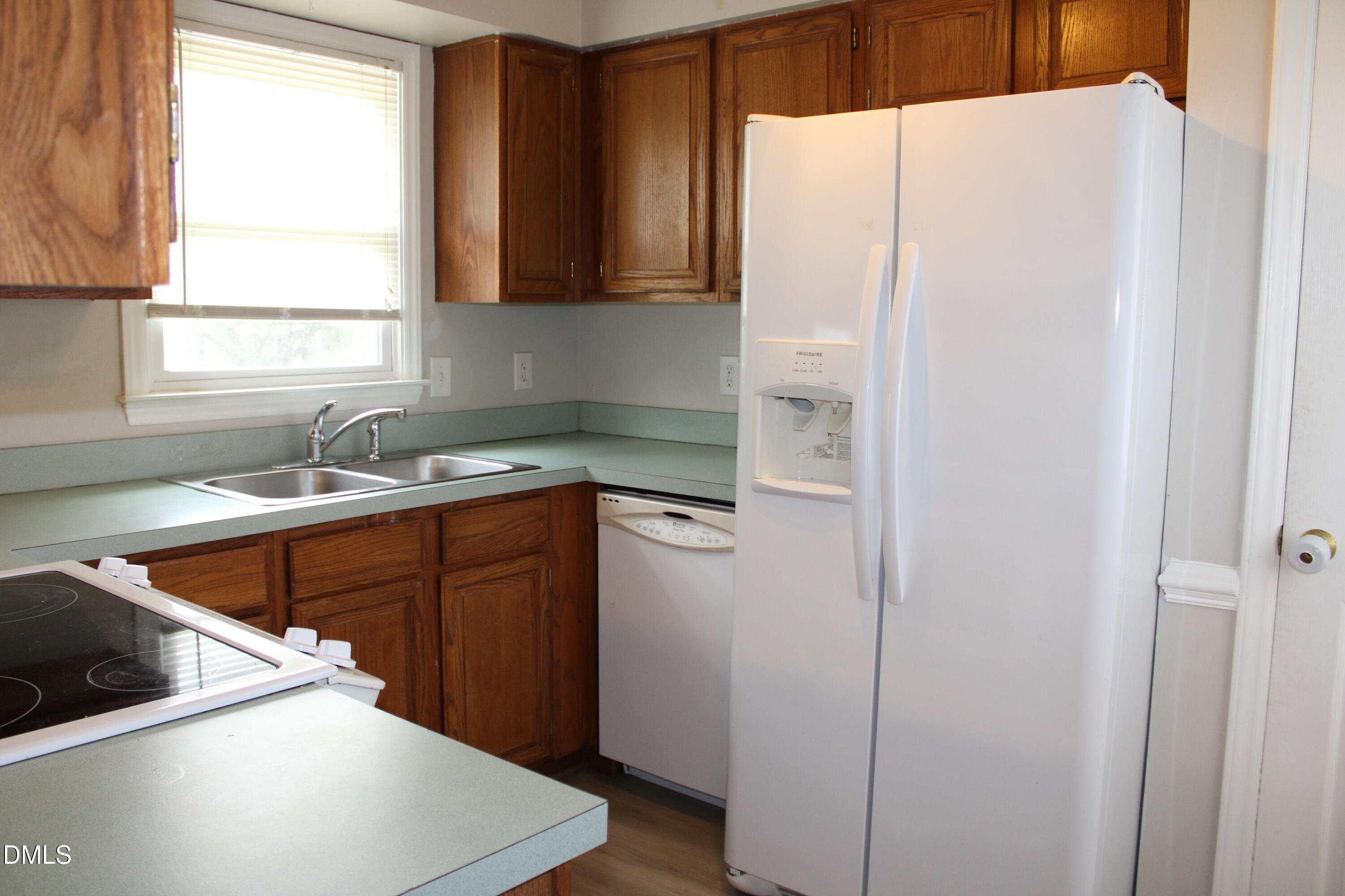 1400 Squire Ridge Drive Property Photo 7