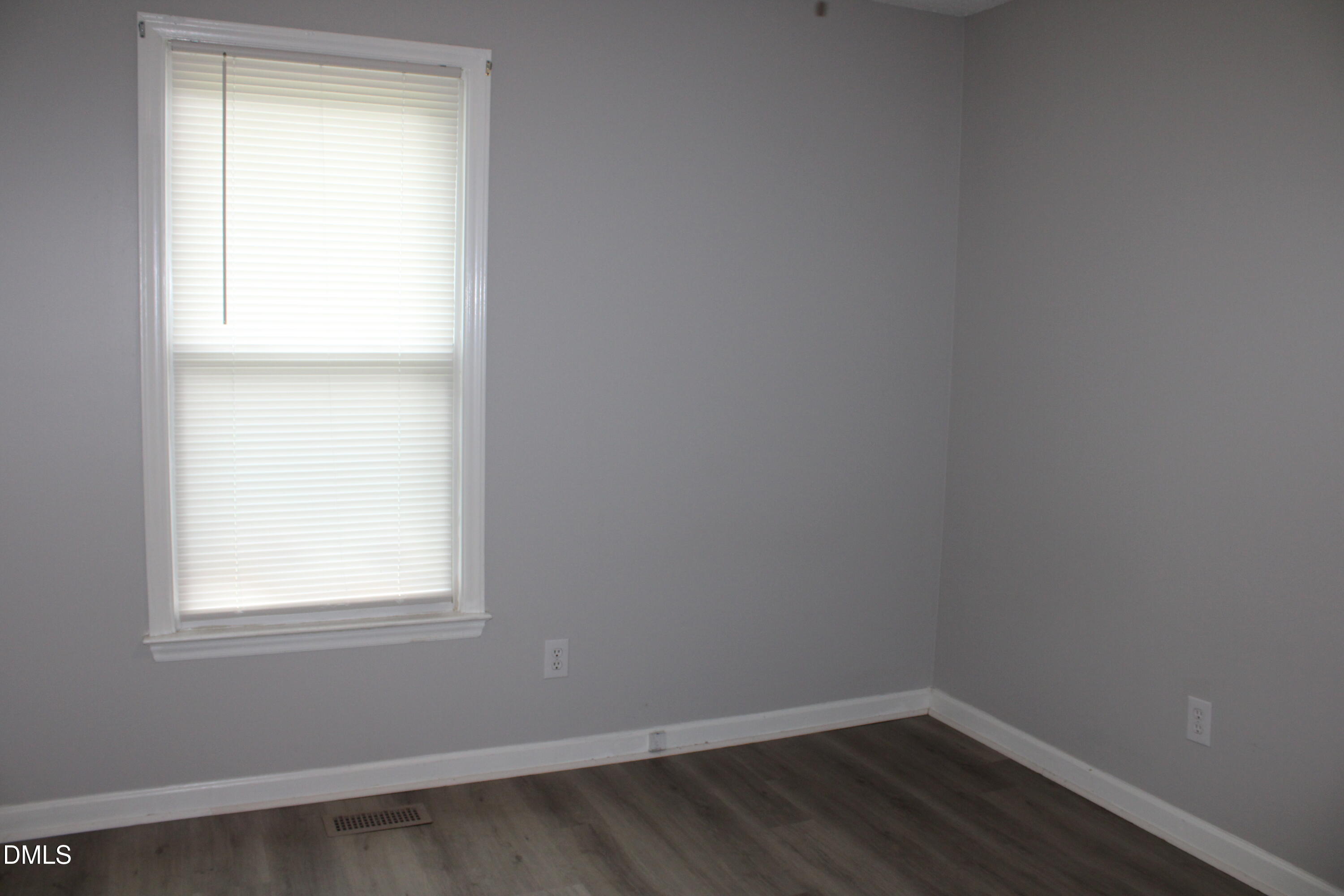 1400 Squire Ridge Drive Property Photo 9