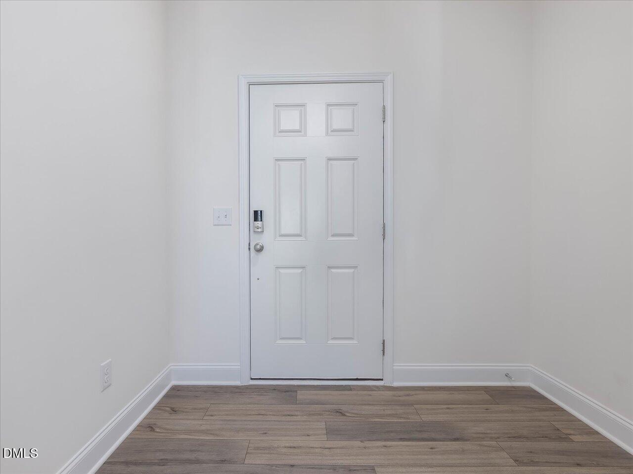633 Sefton Park Drive Property Photo 2