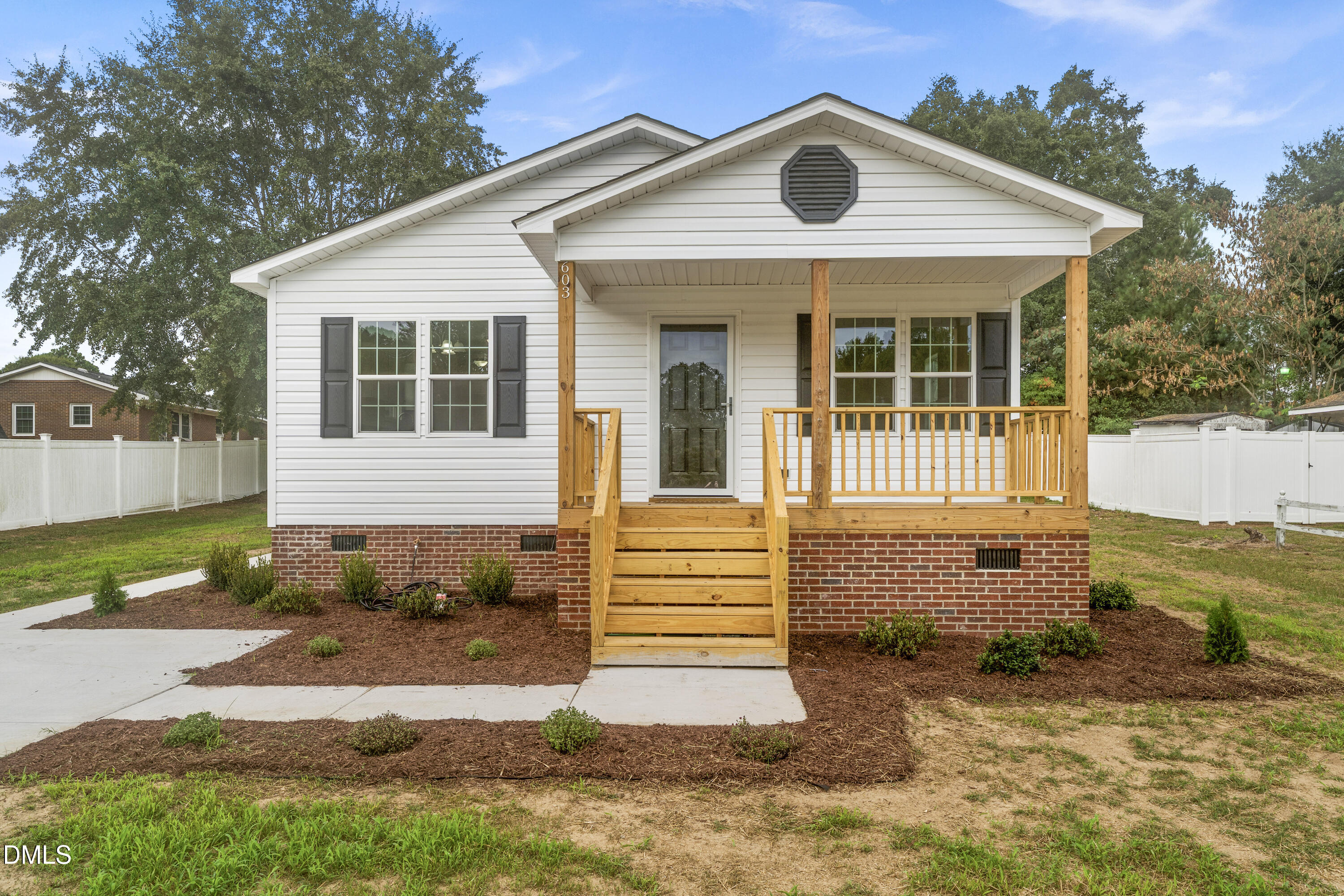 603 Ashford Drive Property Photo 1