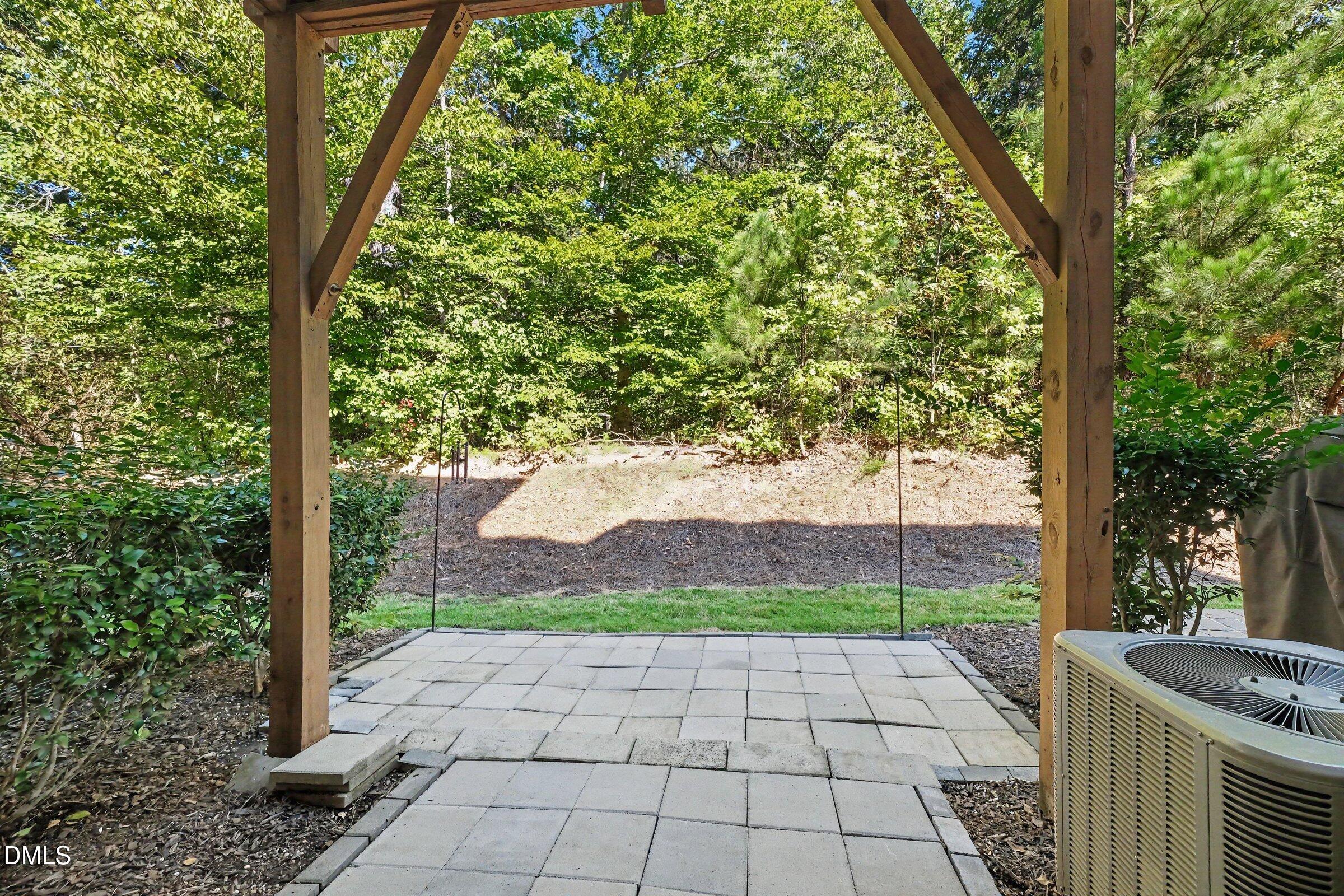187 Manordale Drive Property Photo 11