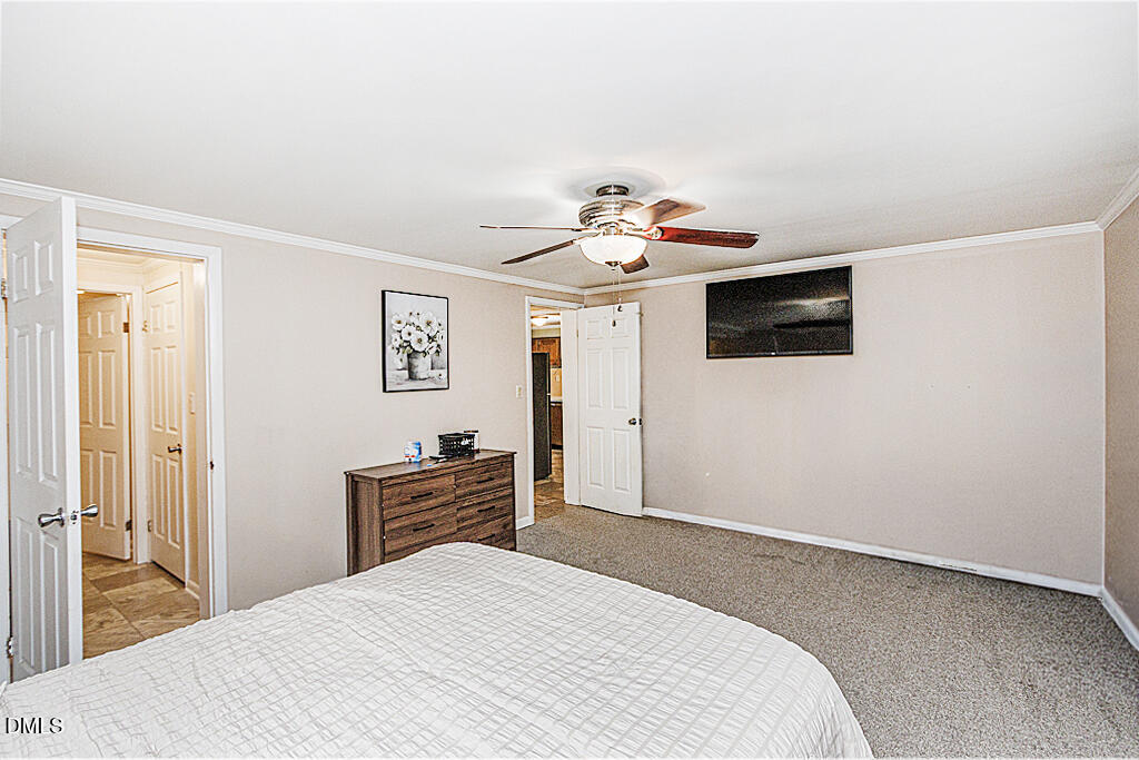 26 Ronald Hill Way Property Photo 16