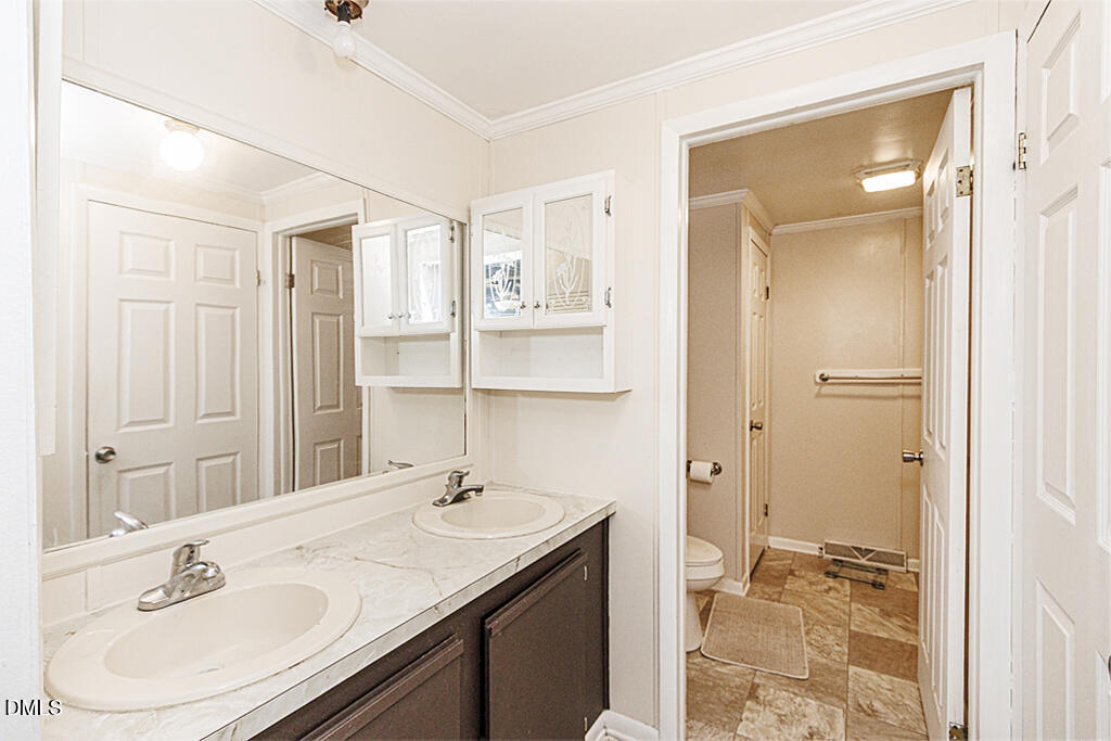 26 Ronald Hill Way Property Photo 17