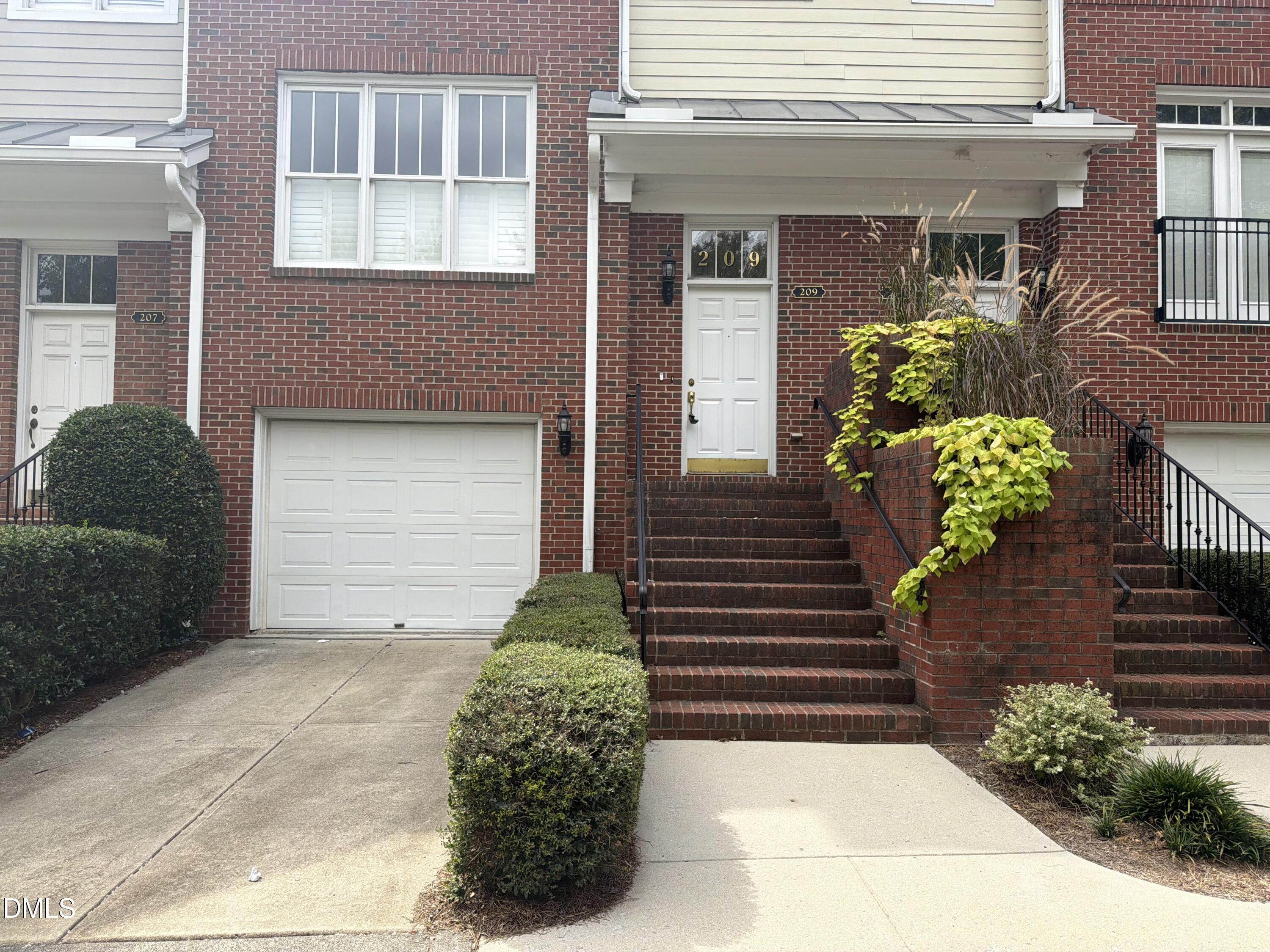 209 Ashton Hall Lane Property Photo 1