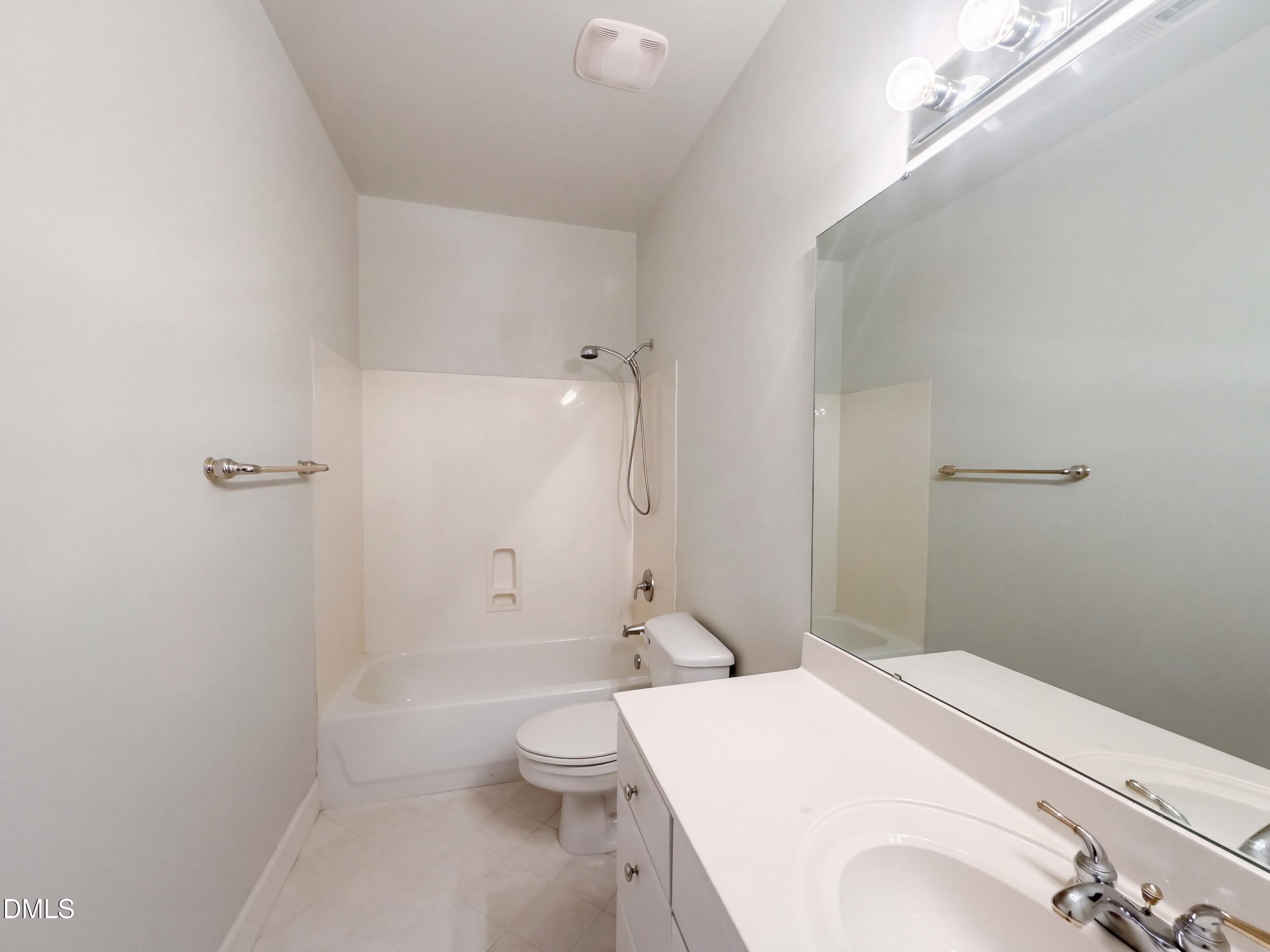 209 Ashton Hall Lane Property Photo 11