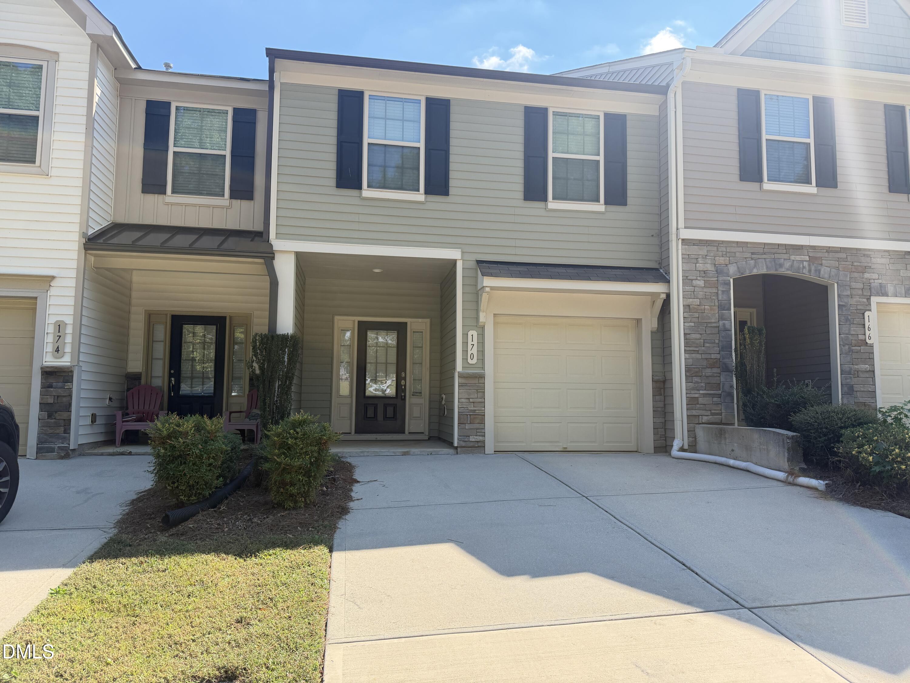 170 River Dell Townes Avenue Property Photo 1