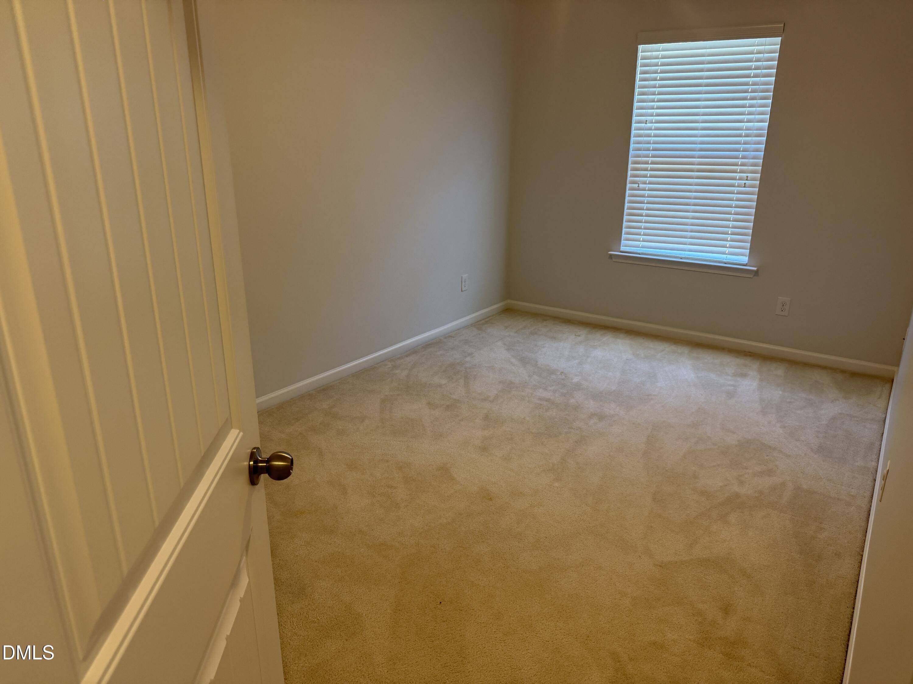 170 River Dell Townes Avenue Property Photo 7