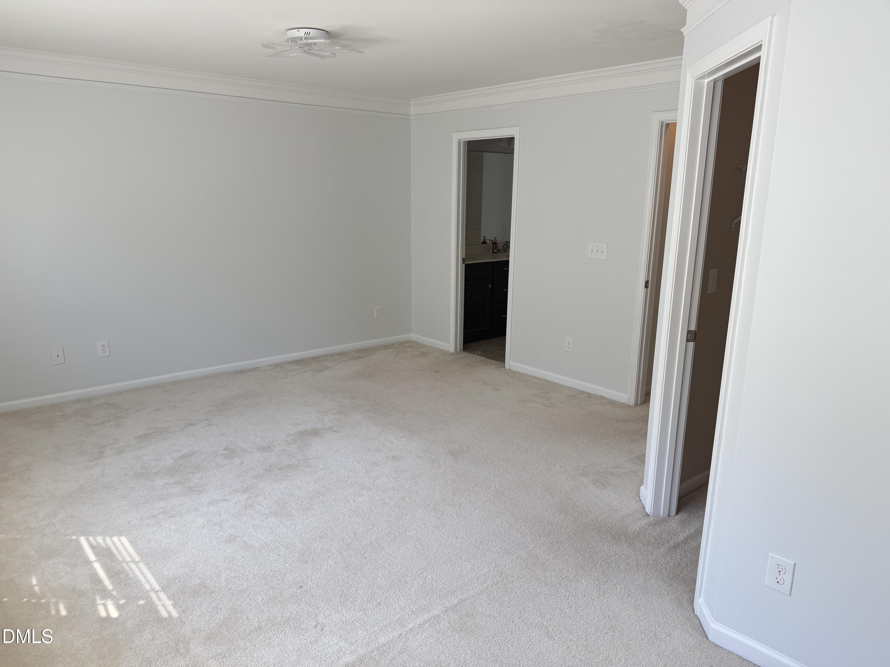 170 River Dell Townes Avenue Property Photo 10