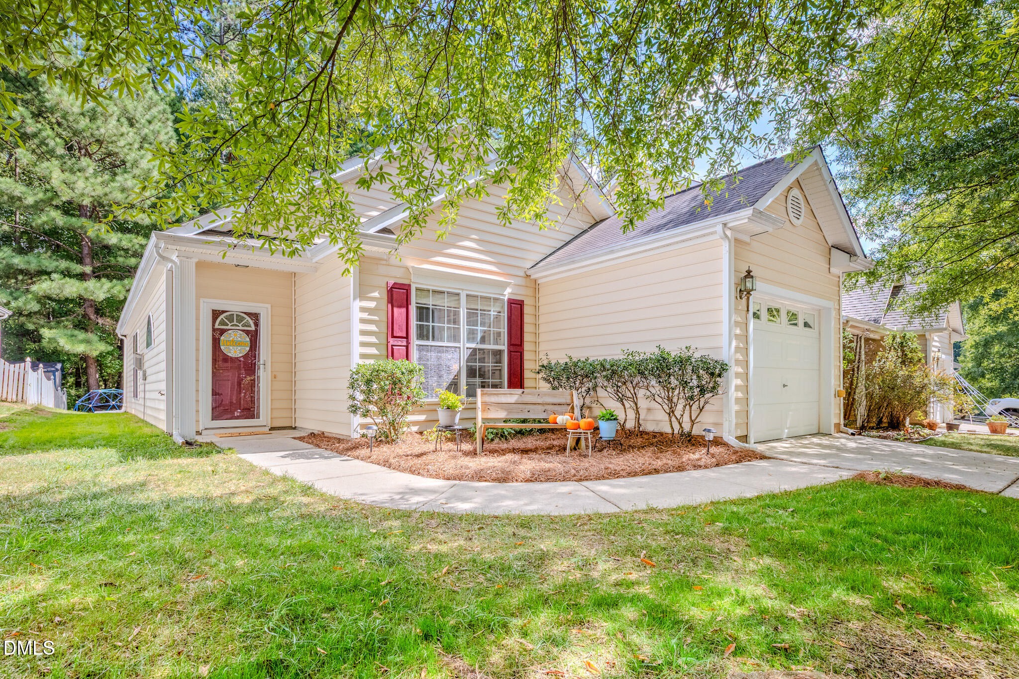 1505 Crimson Creek Drive Property Photo 1