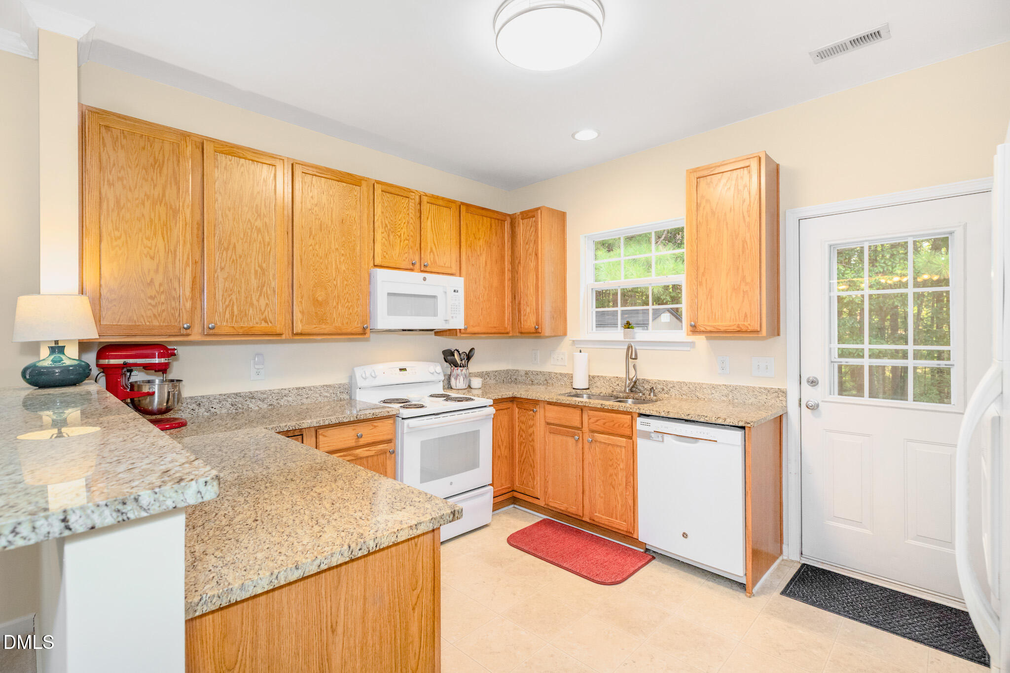 1505 Crimson Creek Drive Property Photo 11