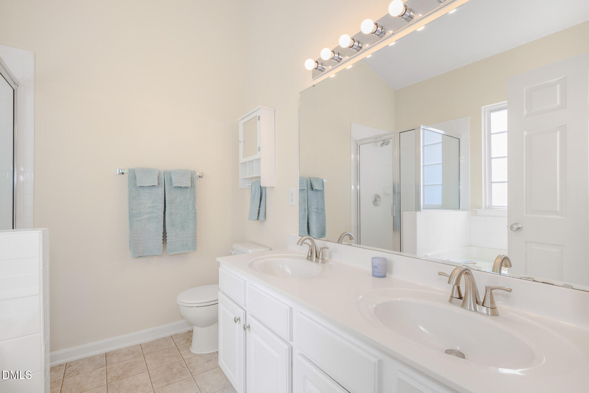 1505 Crimson Creek Drive Property Photo 17