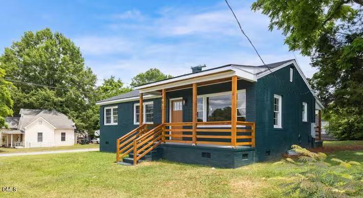 802 Maple Avenue Property Photo 3
