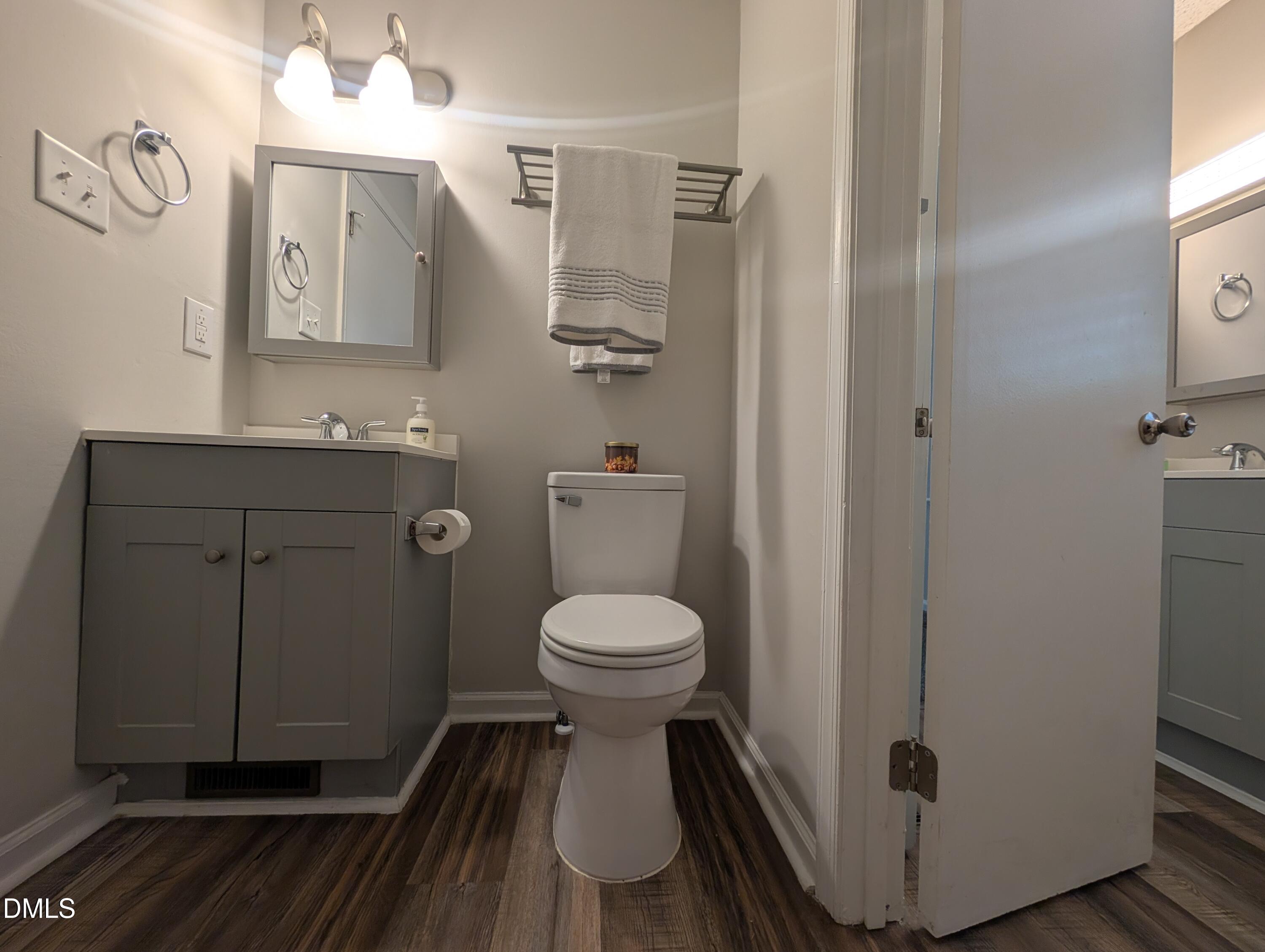 904 N Lee Street Property Photo 20