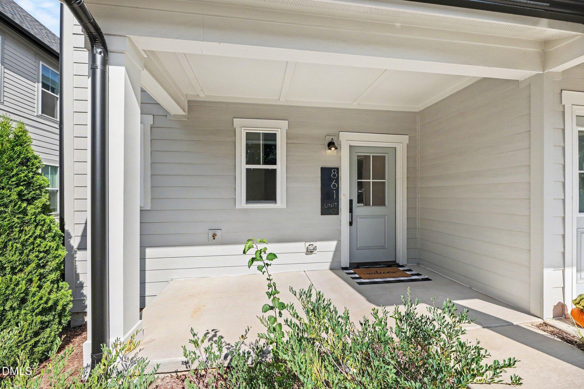 861 Athens Drive 101 Property Photo 2