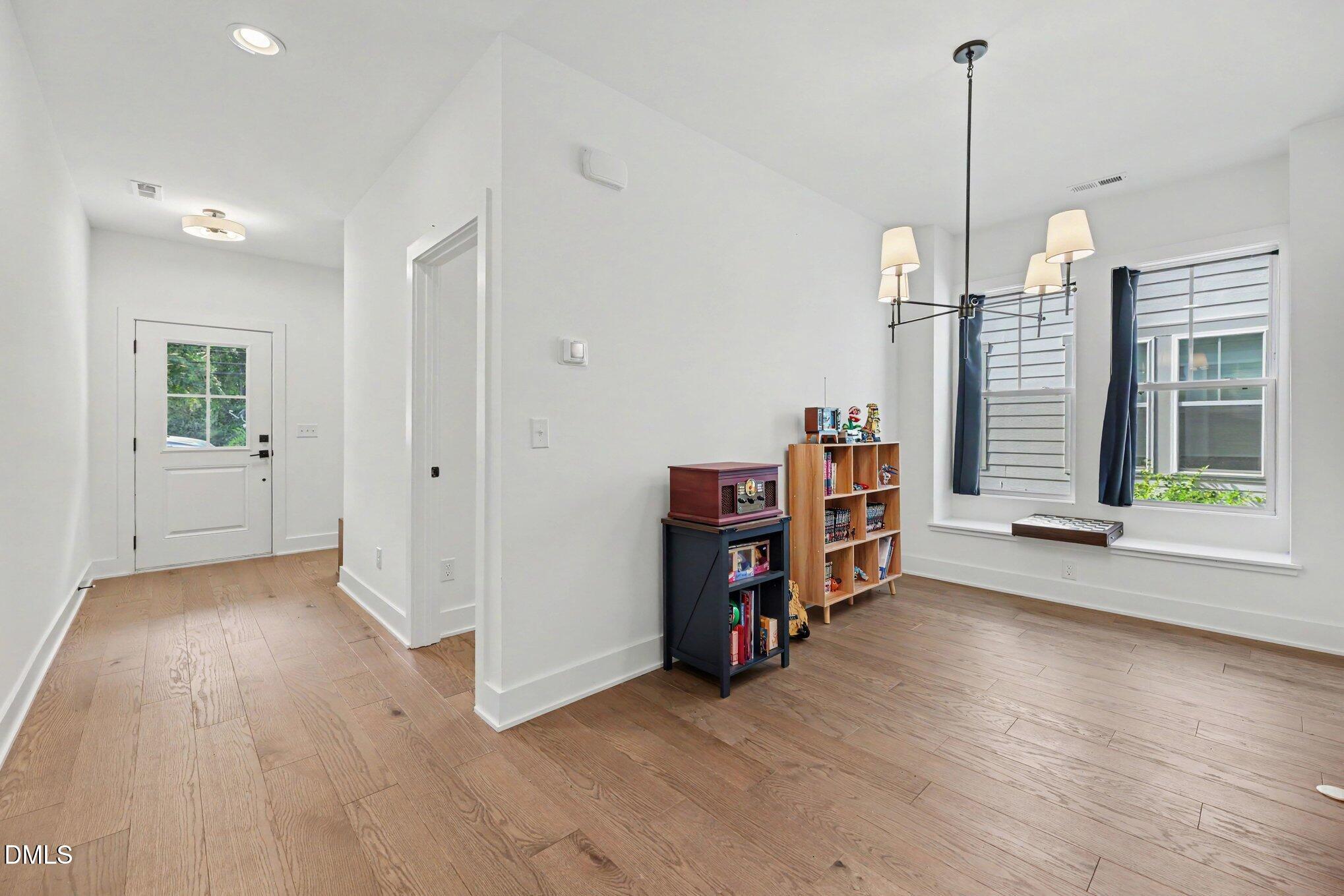861 Athens Drive 101 Property Photo 4