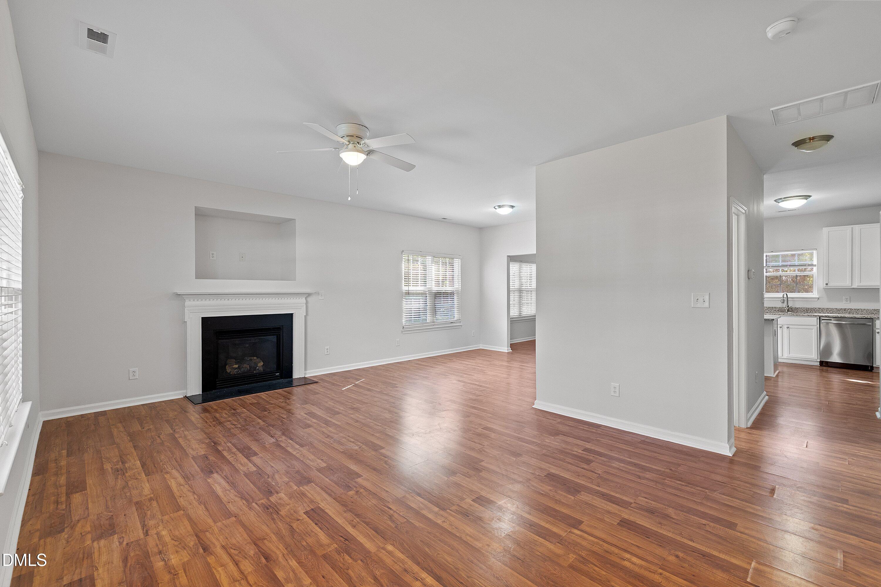 204 Cline Falls Drive Property Photo 6