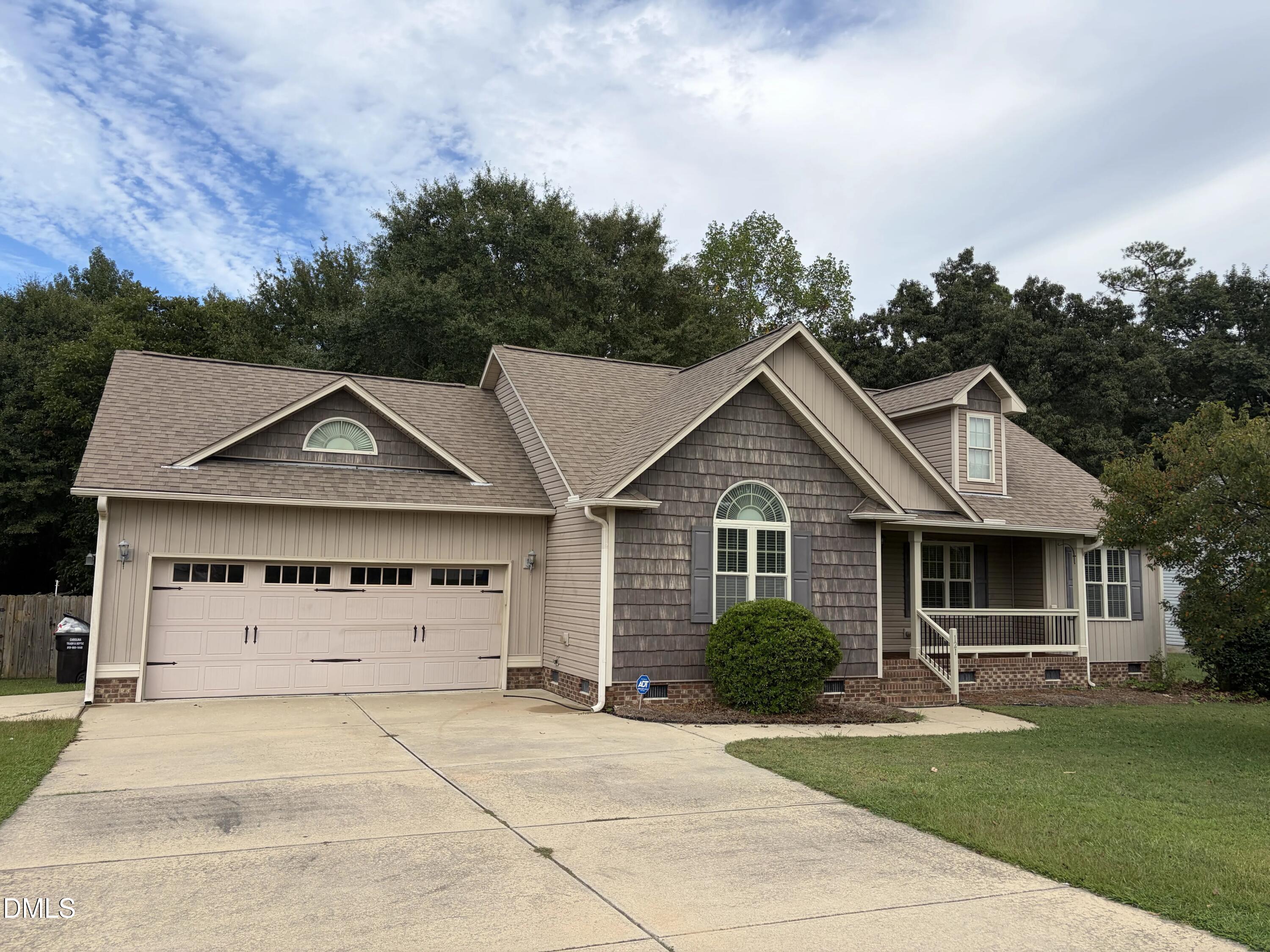 121 Hunterwood Place Property Photo 1
