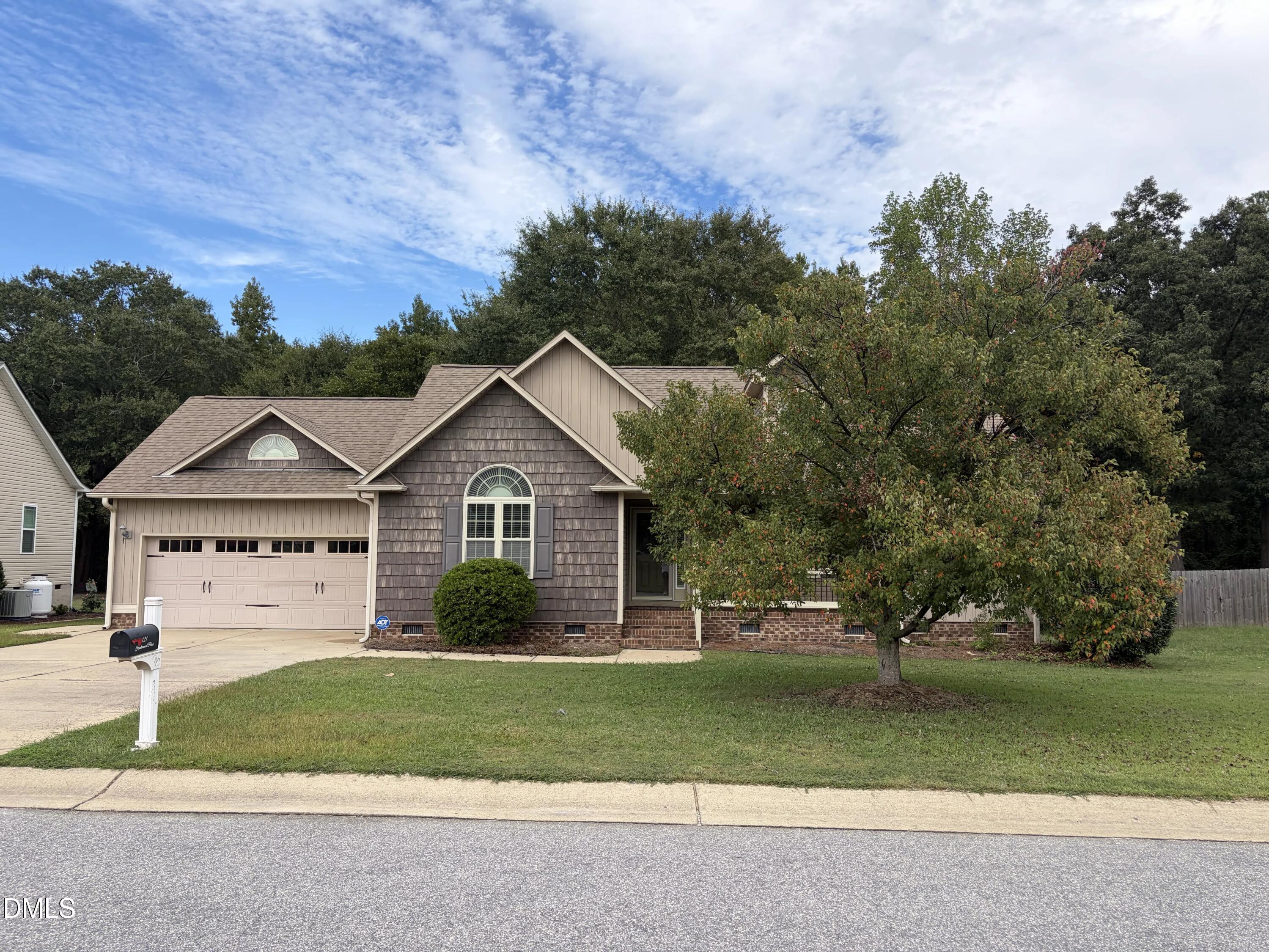 121 Hunterwood Place Property Photo 2