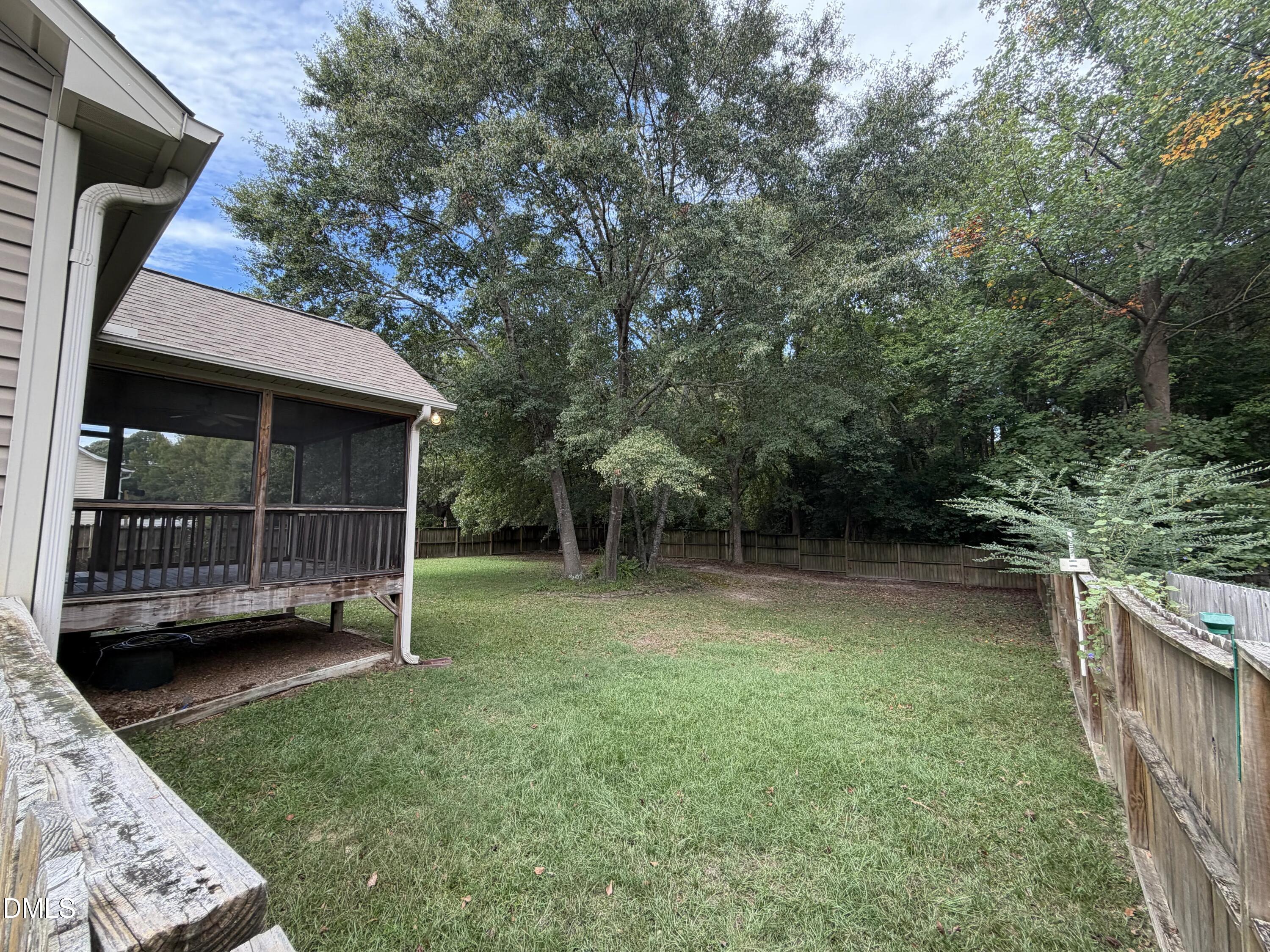 121 Hunterwood Place Property Photo 5