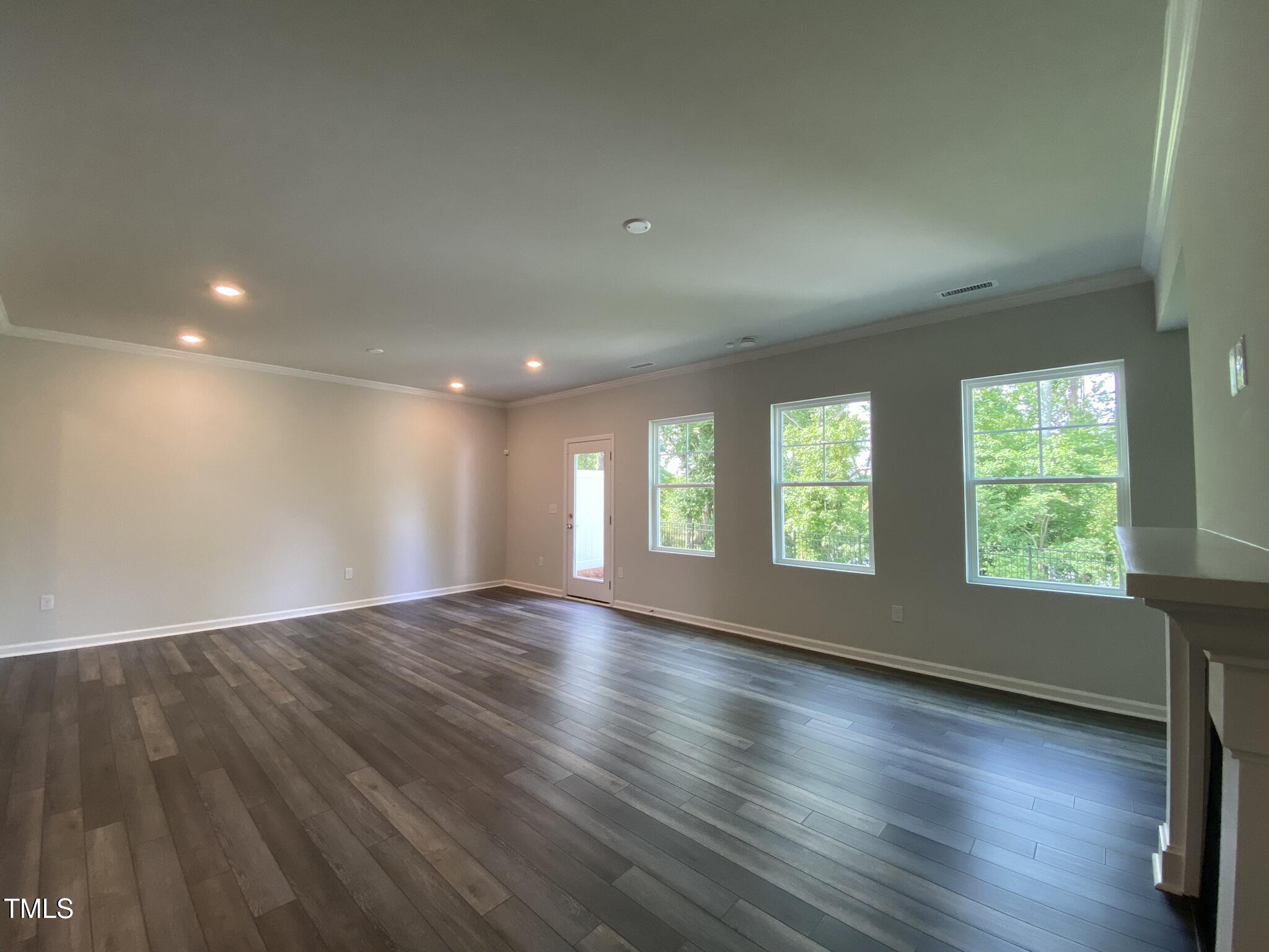 193 Tumbling Rock Way Property Photo 12