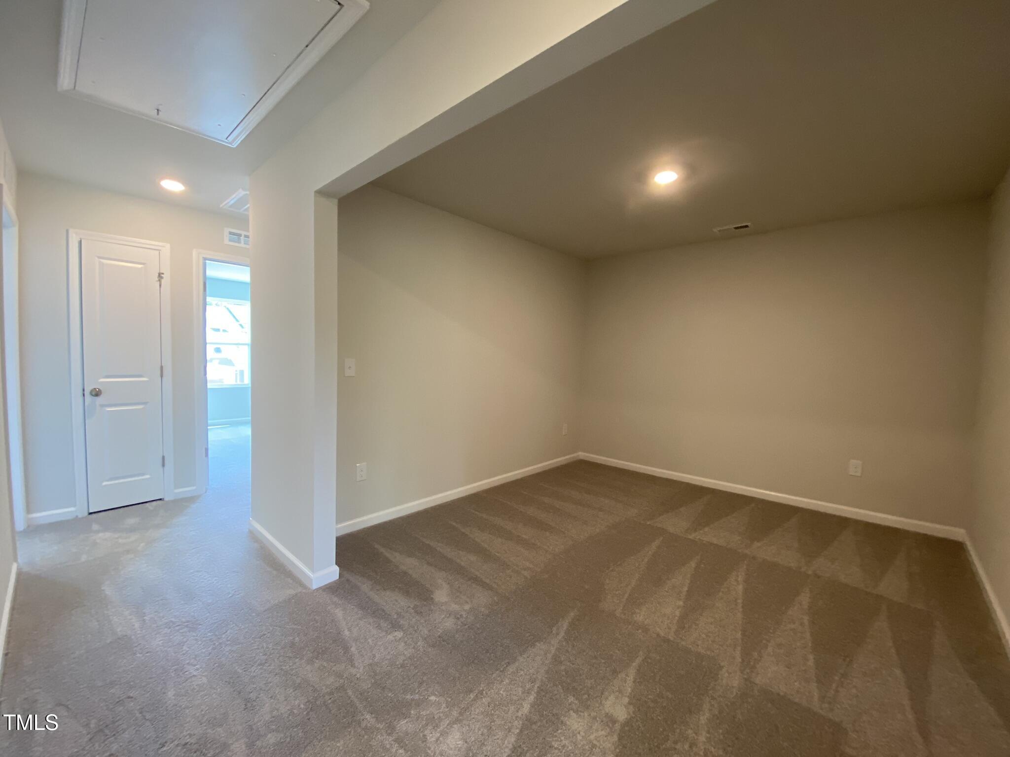 193 Tumbling Rock Way Property Photo 20
