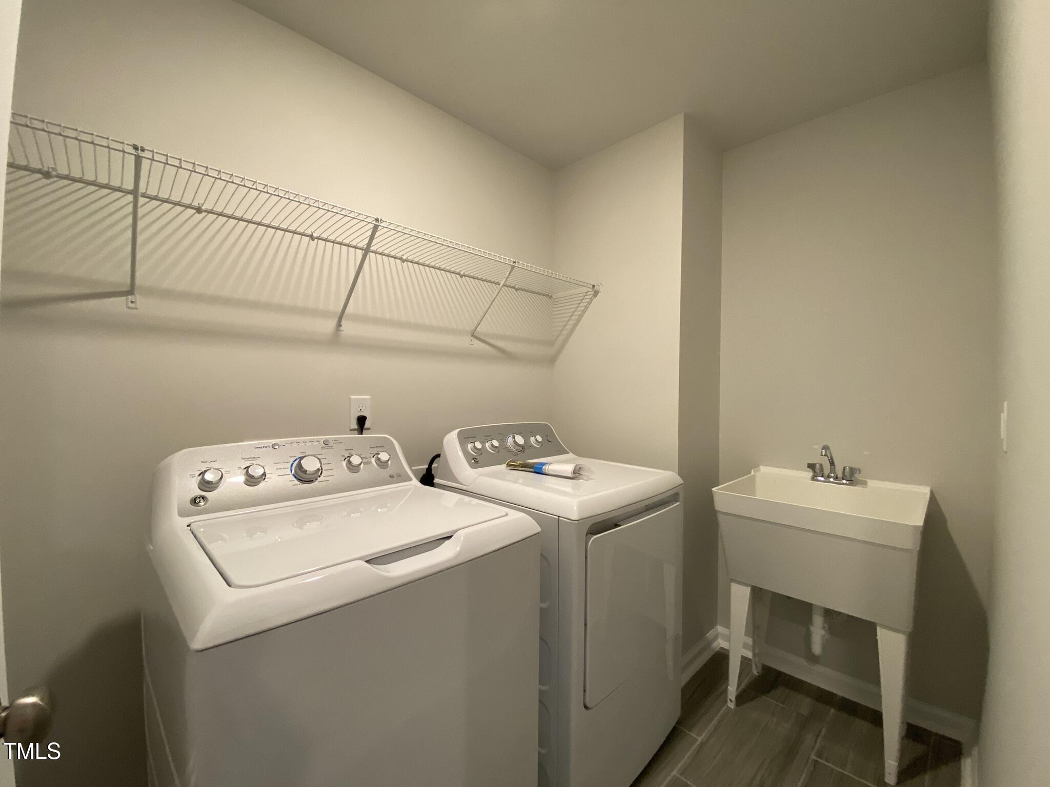 193 Tumbling Rock Way Property Photo 21