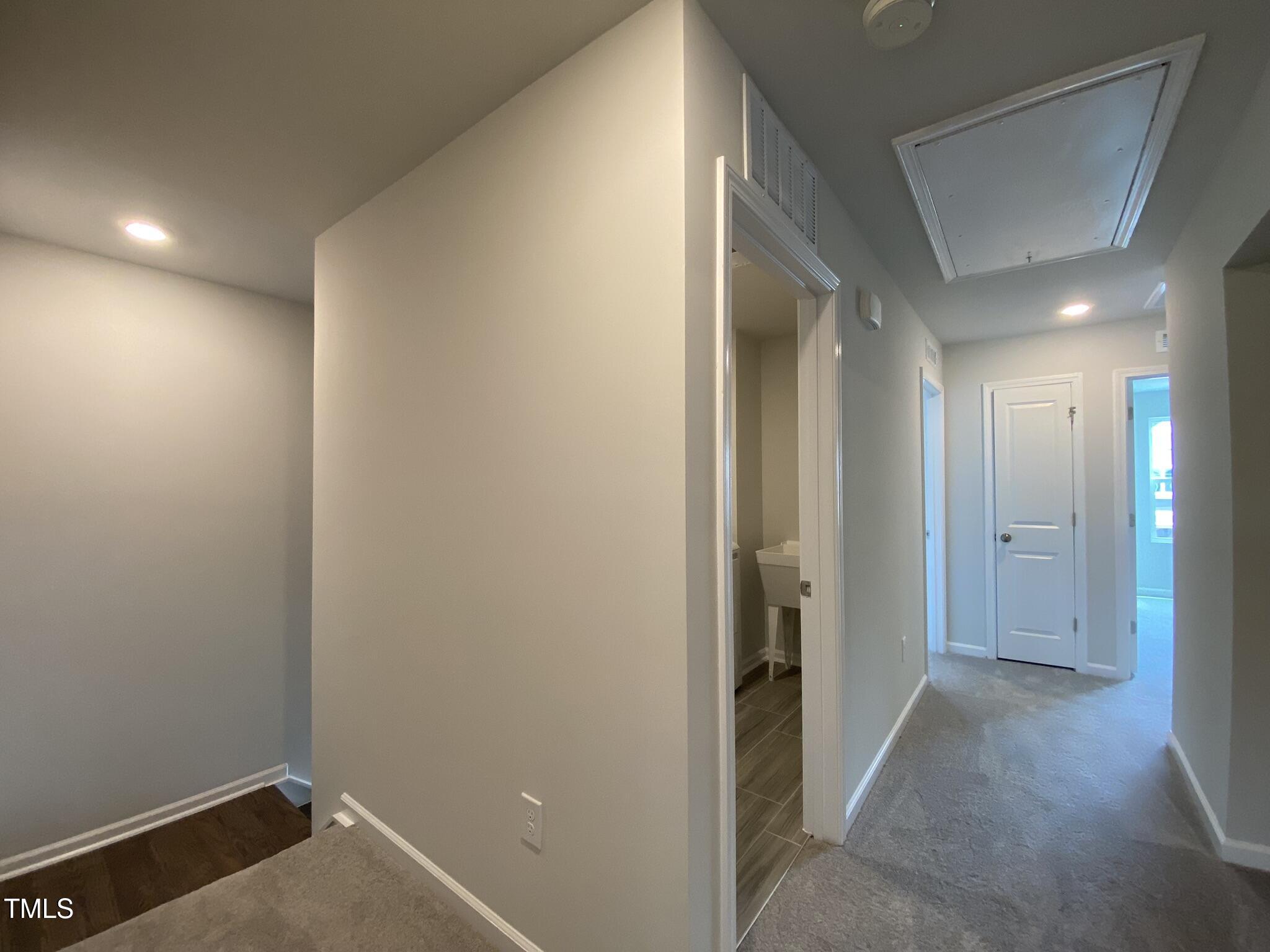 193 Tumbling Rock Way Property Photo 34