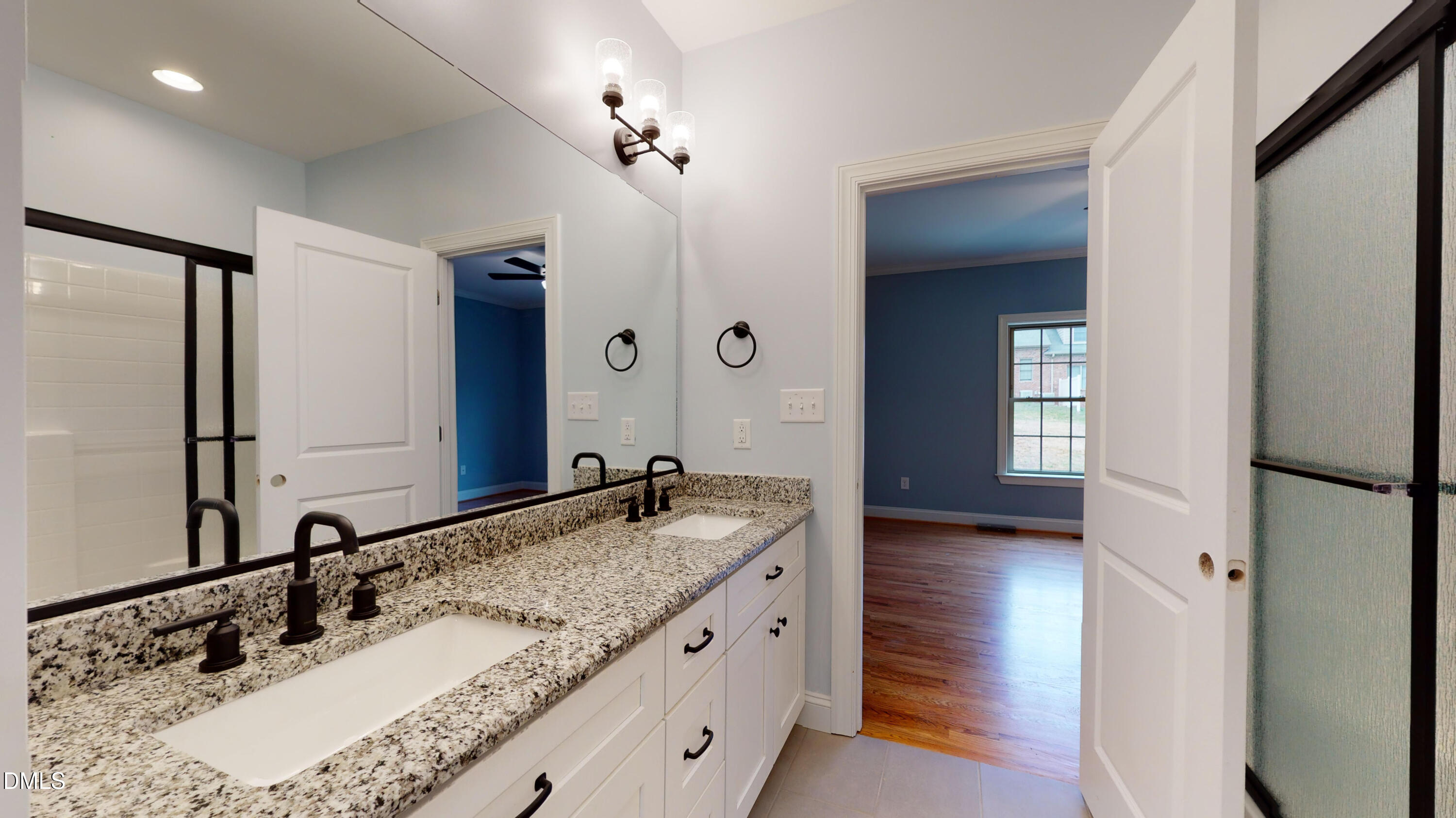 923 Arrowhead Lane Property Photo 12