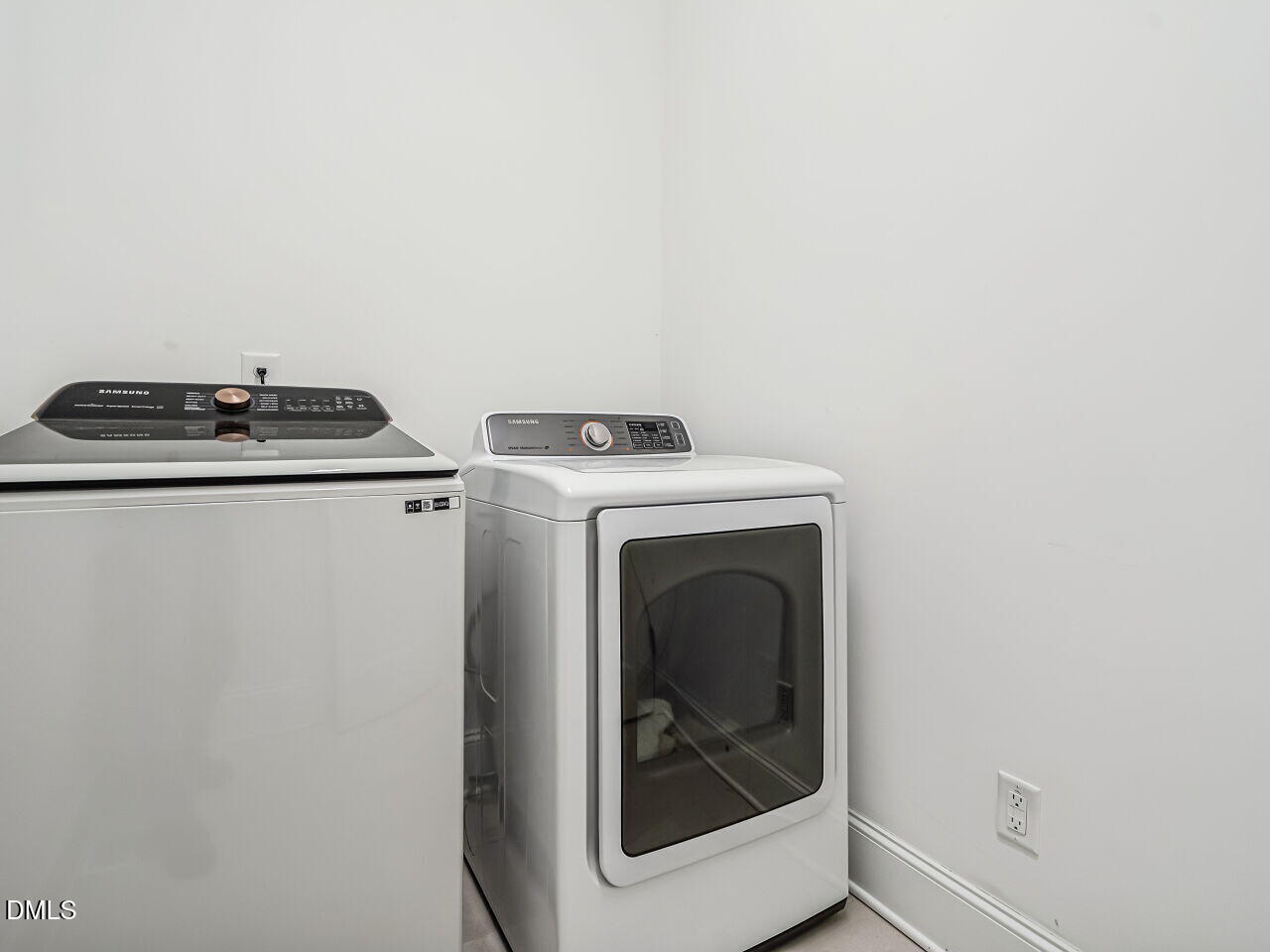 2756 Flume Gate Drive Property Photo 27