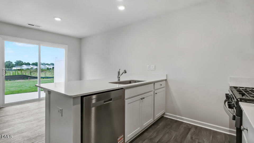 28 Bee Garden Court Property Photo 10
