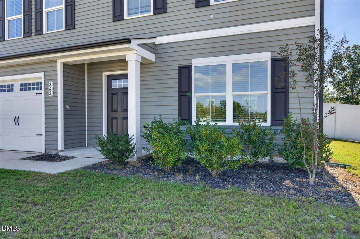 262 Hunting Wood Drive Property Photo 2