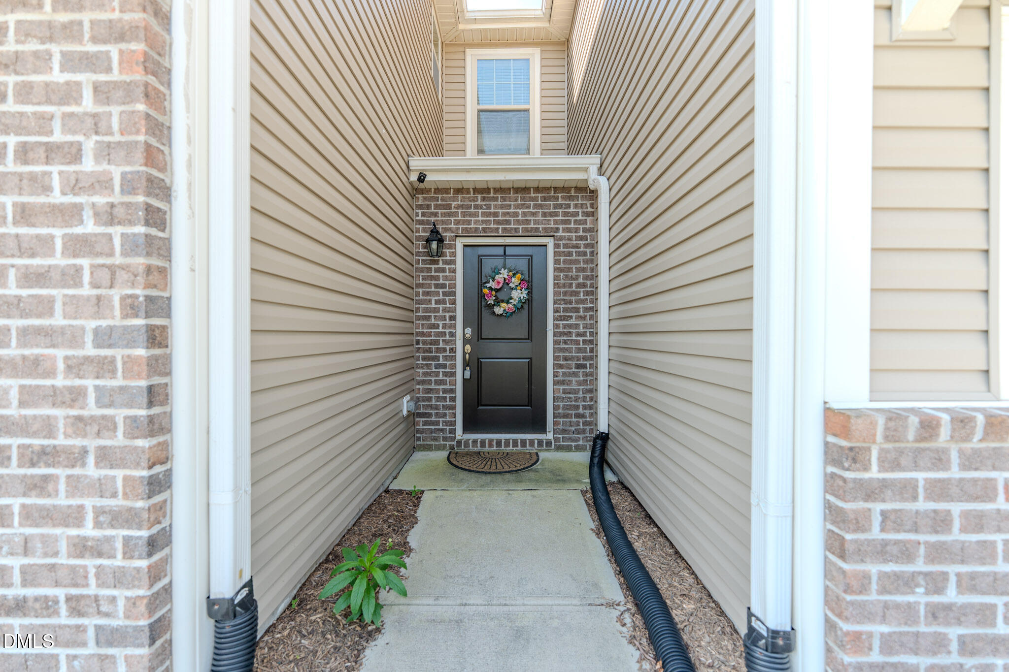 107 Crusaders Drive Property Photo 9