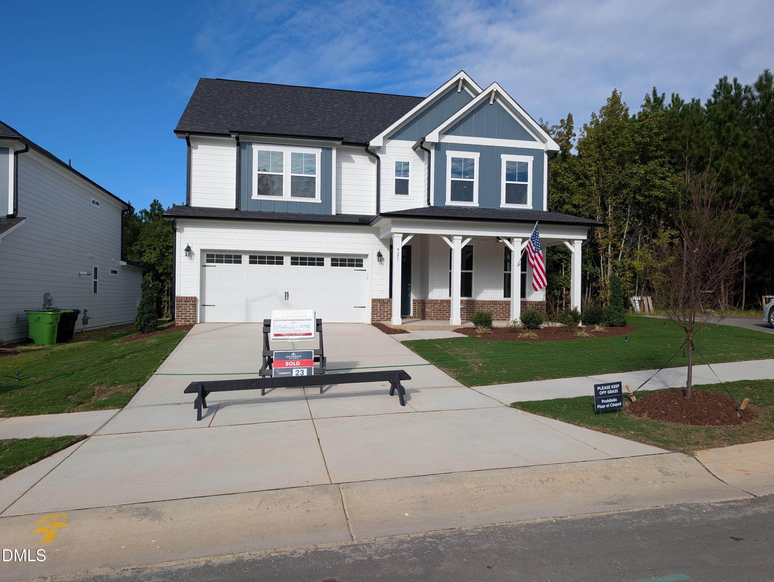 921 Diana Victoria Court Property Photo 1