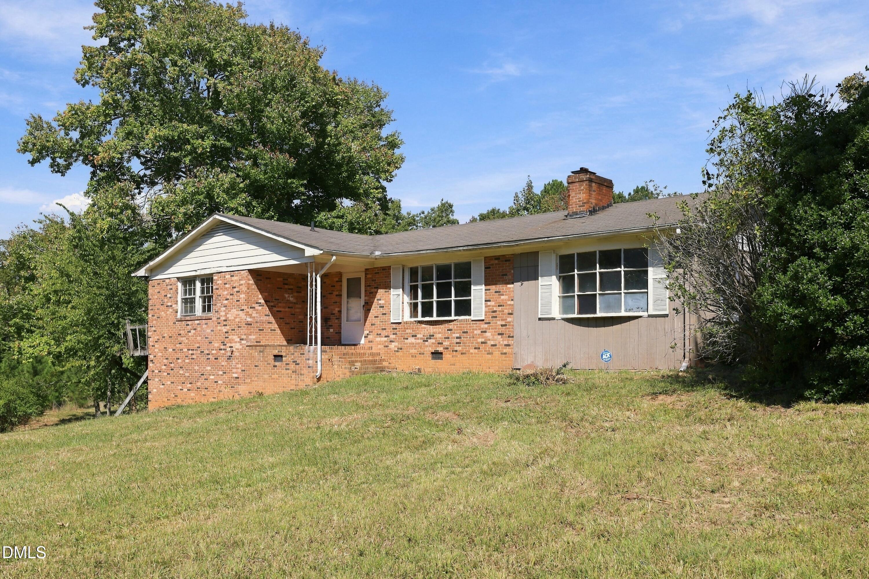 1569 Satterwhite Road Property Photo 4