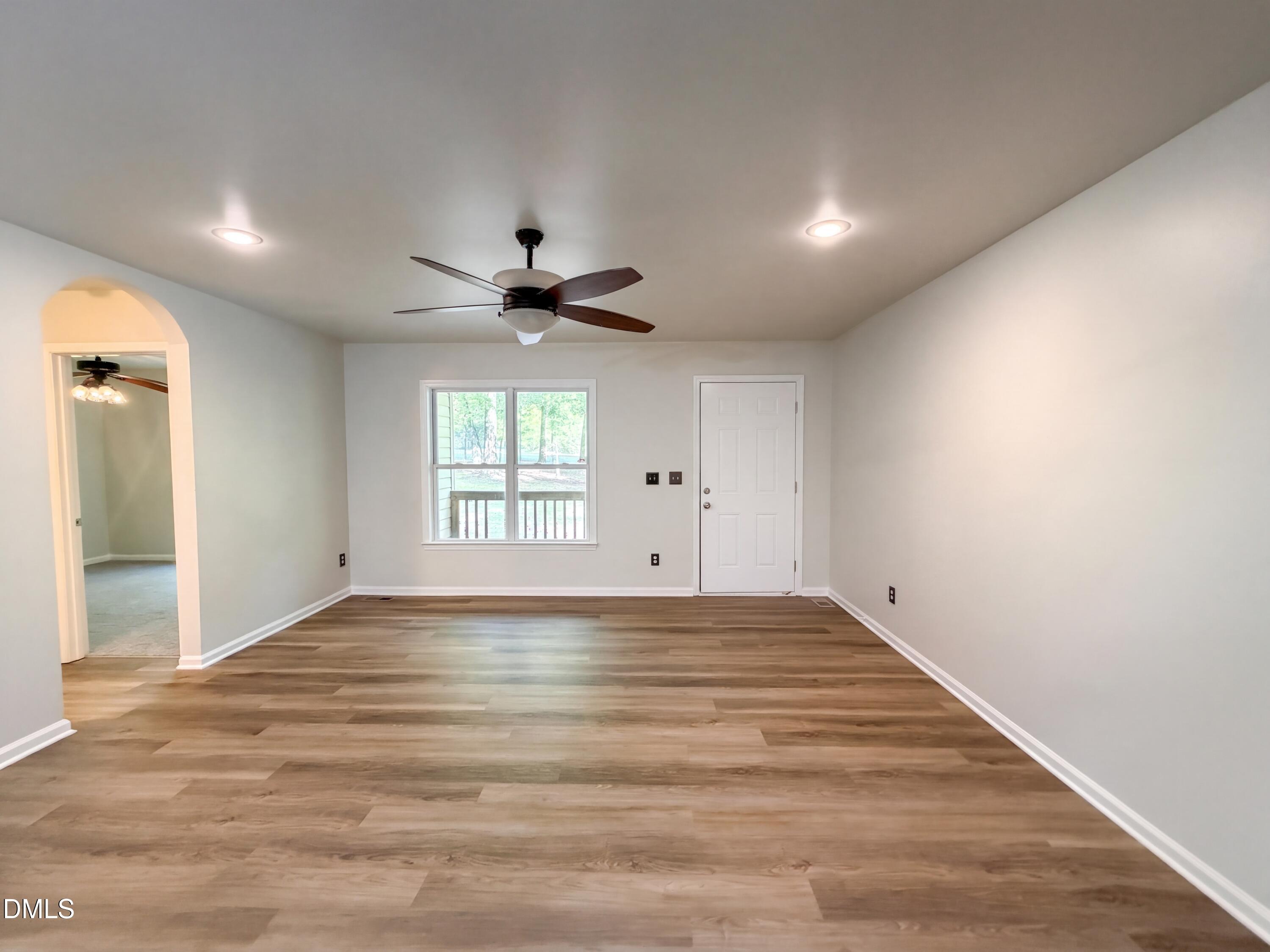 2929 Maple Avenue Property Photo 3