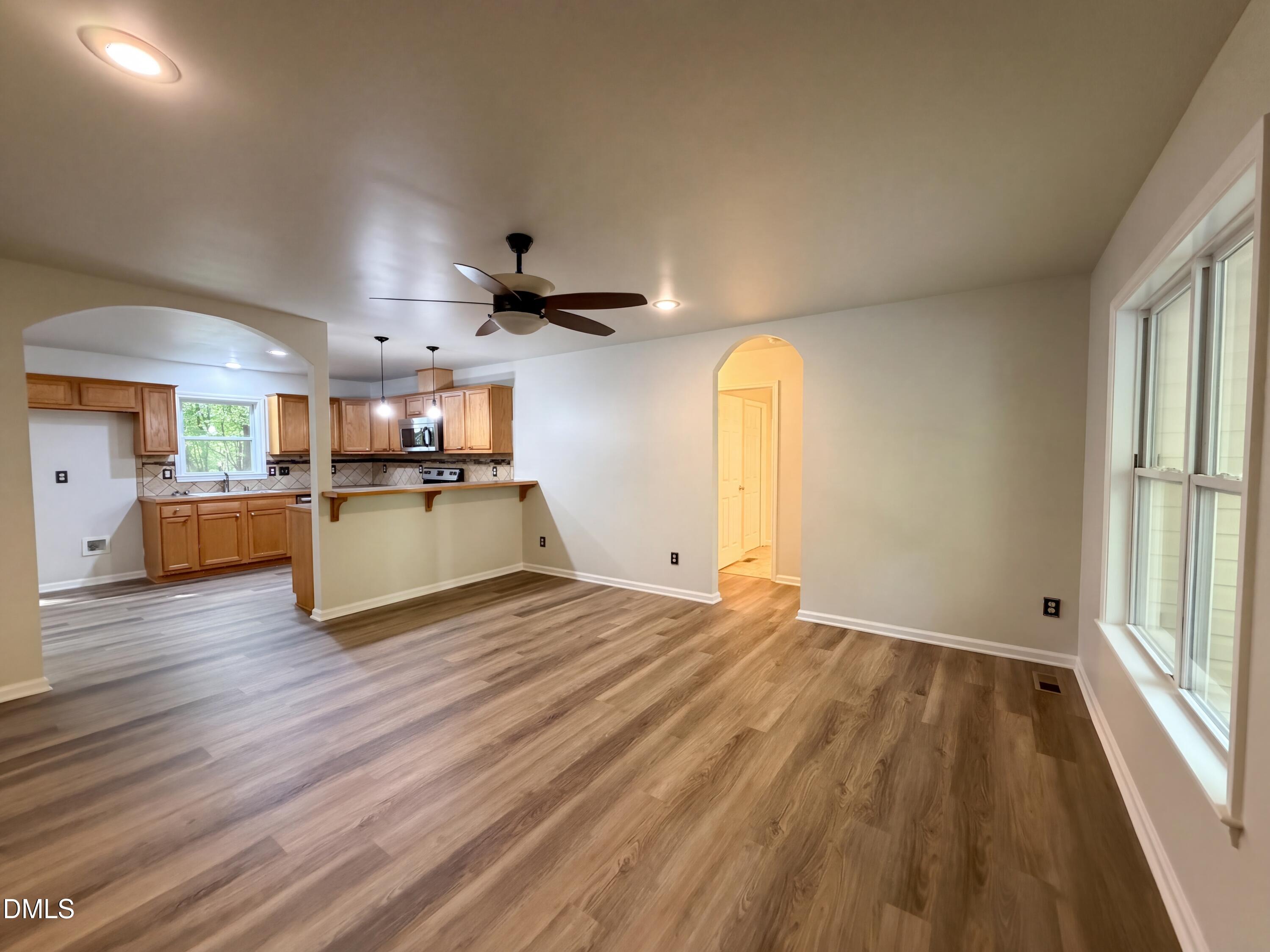 2929 Maple Avenue Property Photo 4