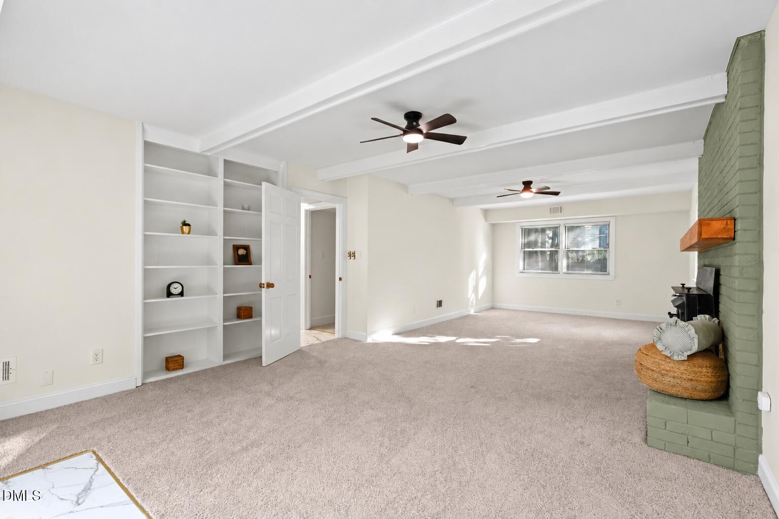 4900 Larchmont Drive Property Photo 23