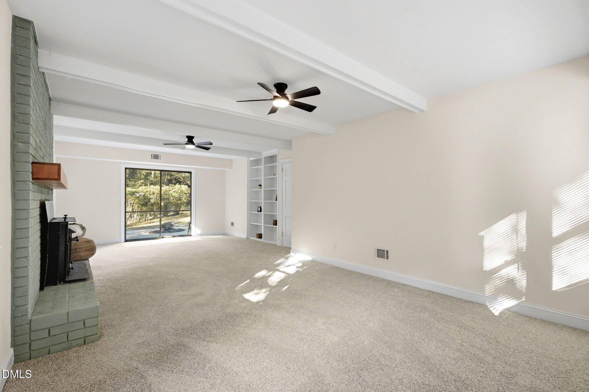 4900 Larchmont Drive Property Photo 23