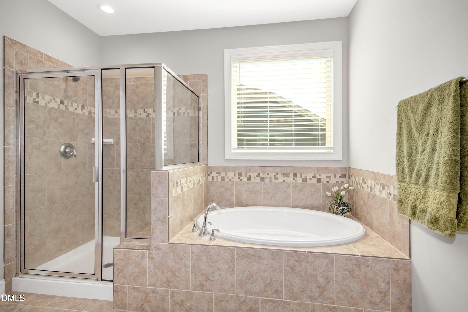 2204 Stillness Pond Lane Property Photo 17