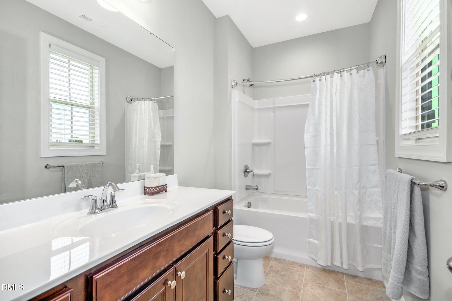 2204 Stillness Pond Lane Property Photo 26