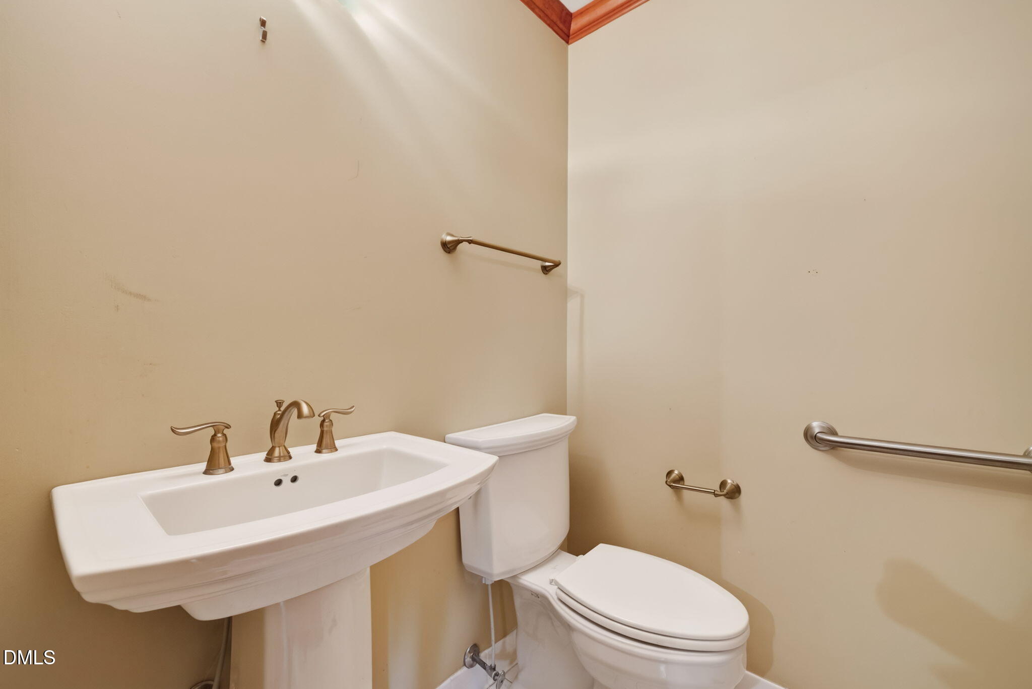 1003 W Pope Street Property Photo 24