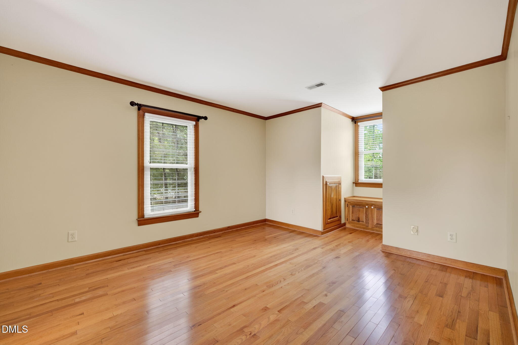 1003 W Pope Street Property Photo 35
