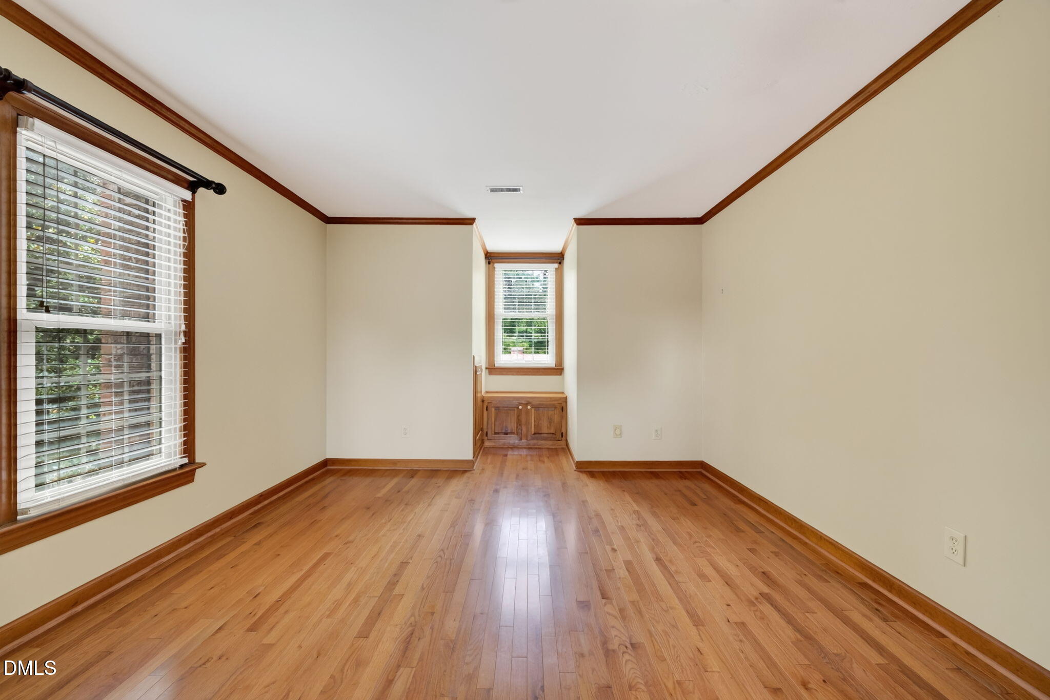 1003 W Pope Street Property Photo 38