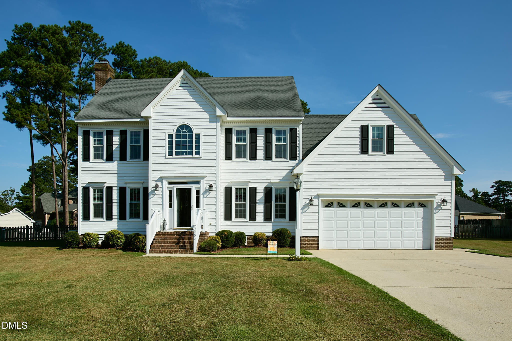 3302 Geneva Place Nw Property Photo 1