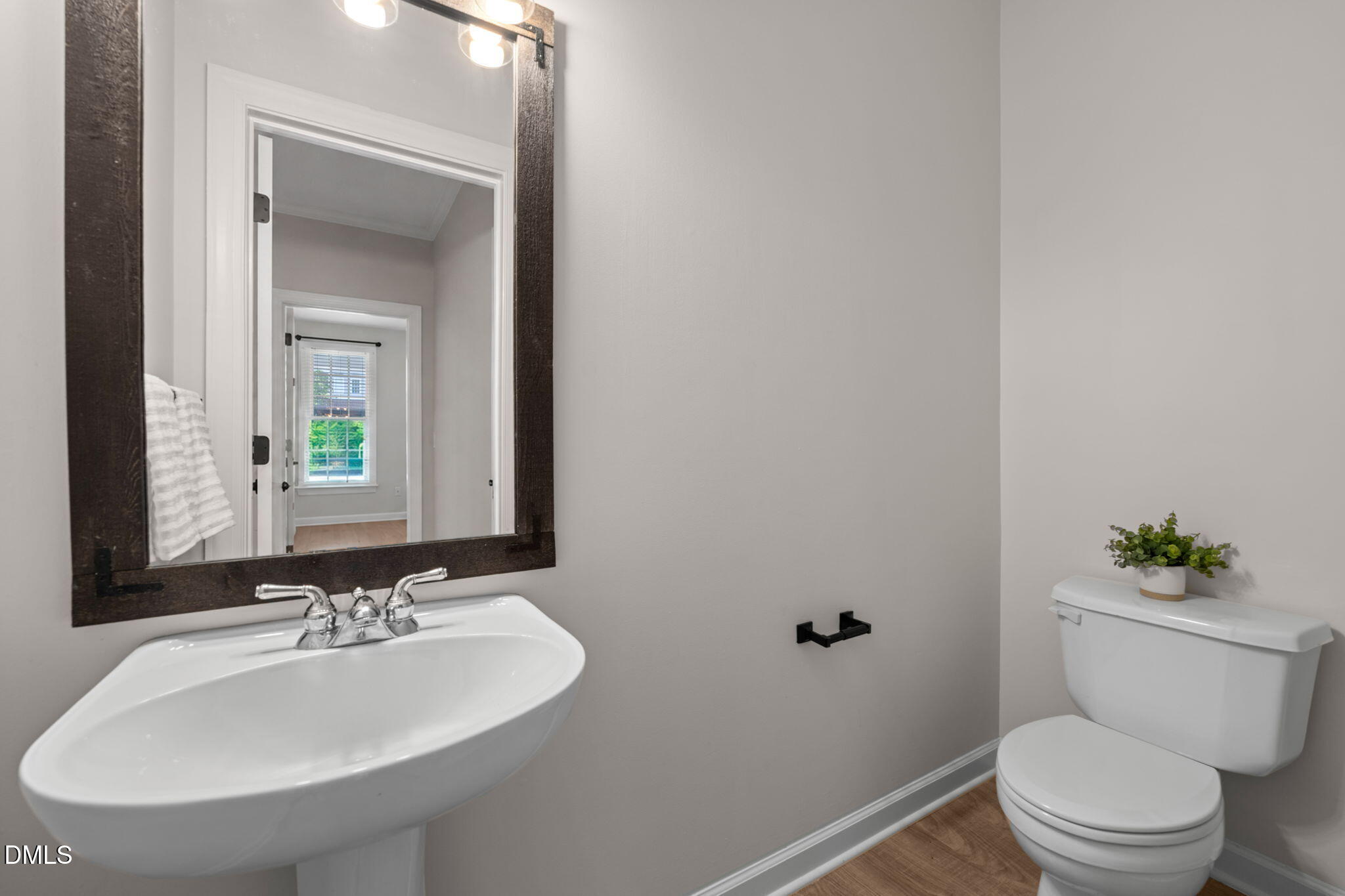 524 Aberdeen Drive 204 Property Photo 19