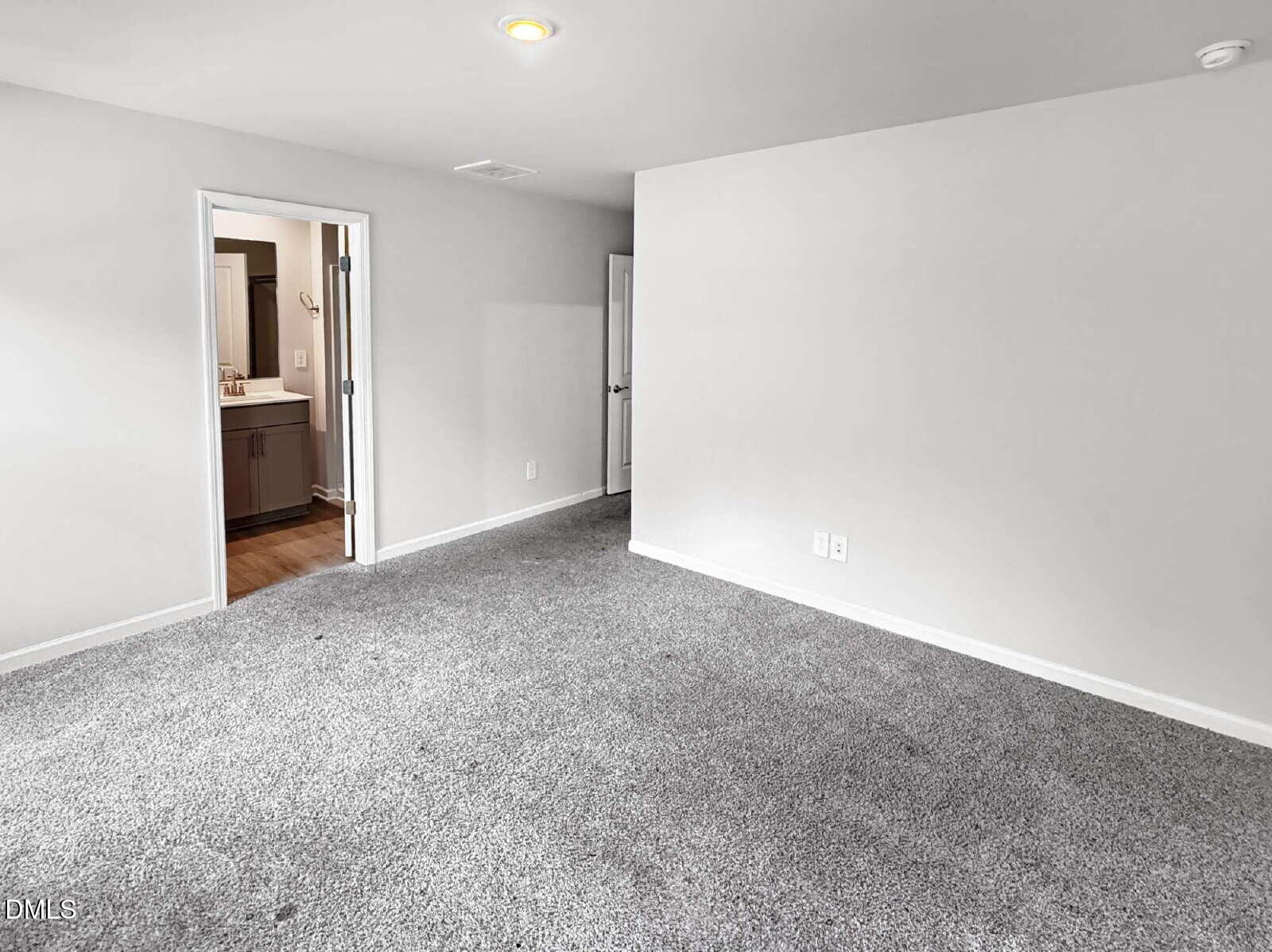 675 Rolling Fields Drive Property Photo 12