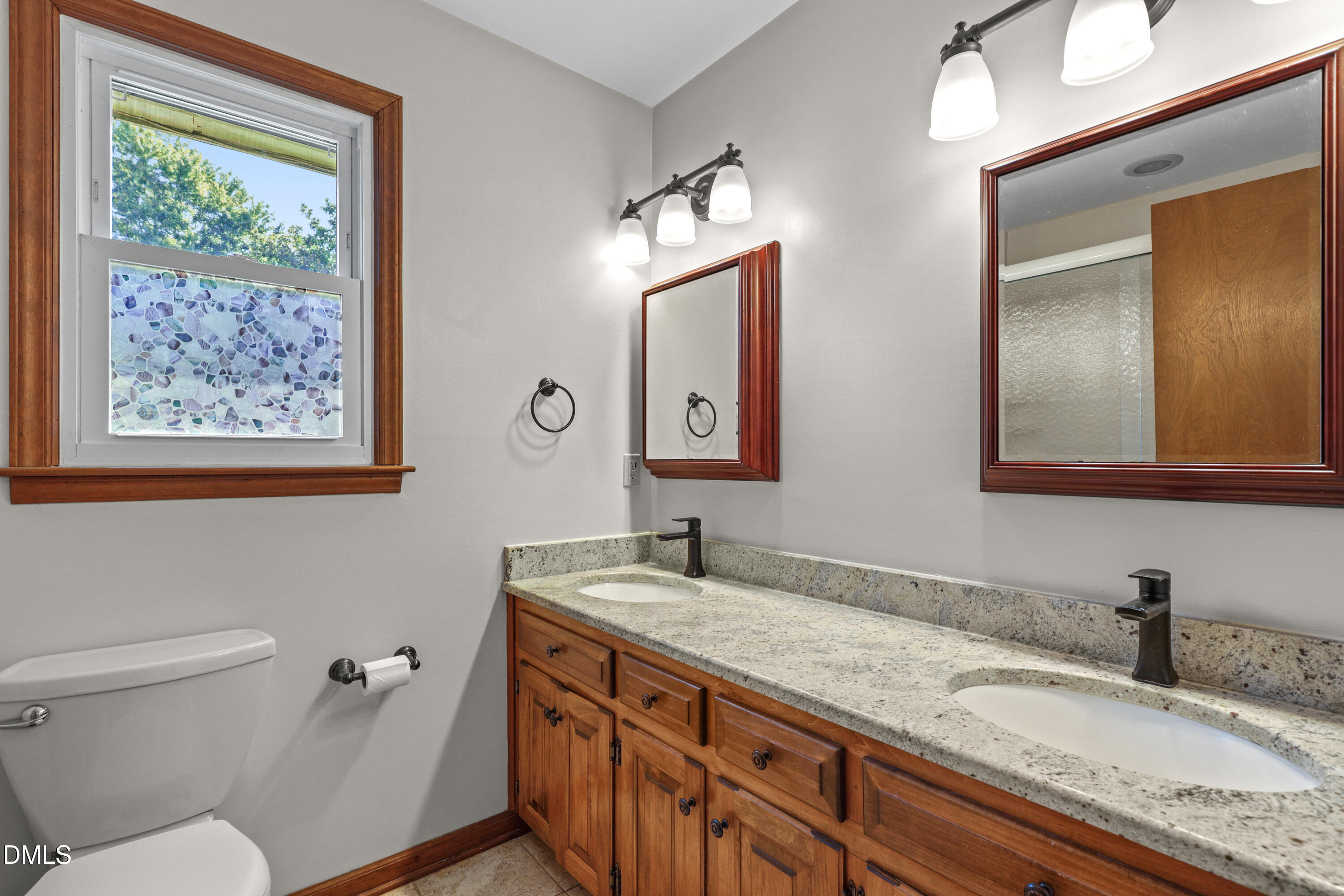 8509 Ashwood Drive Property Photo 14